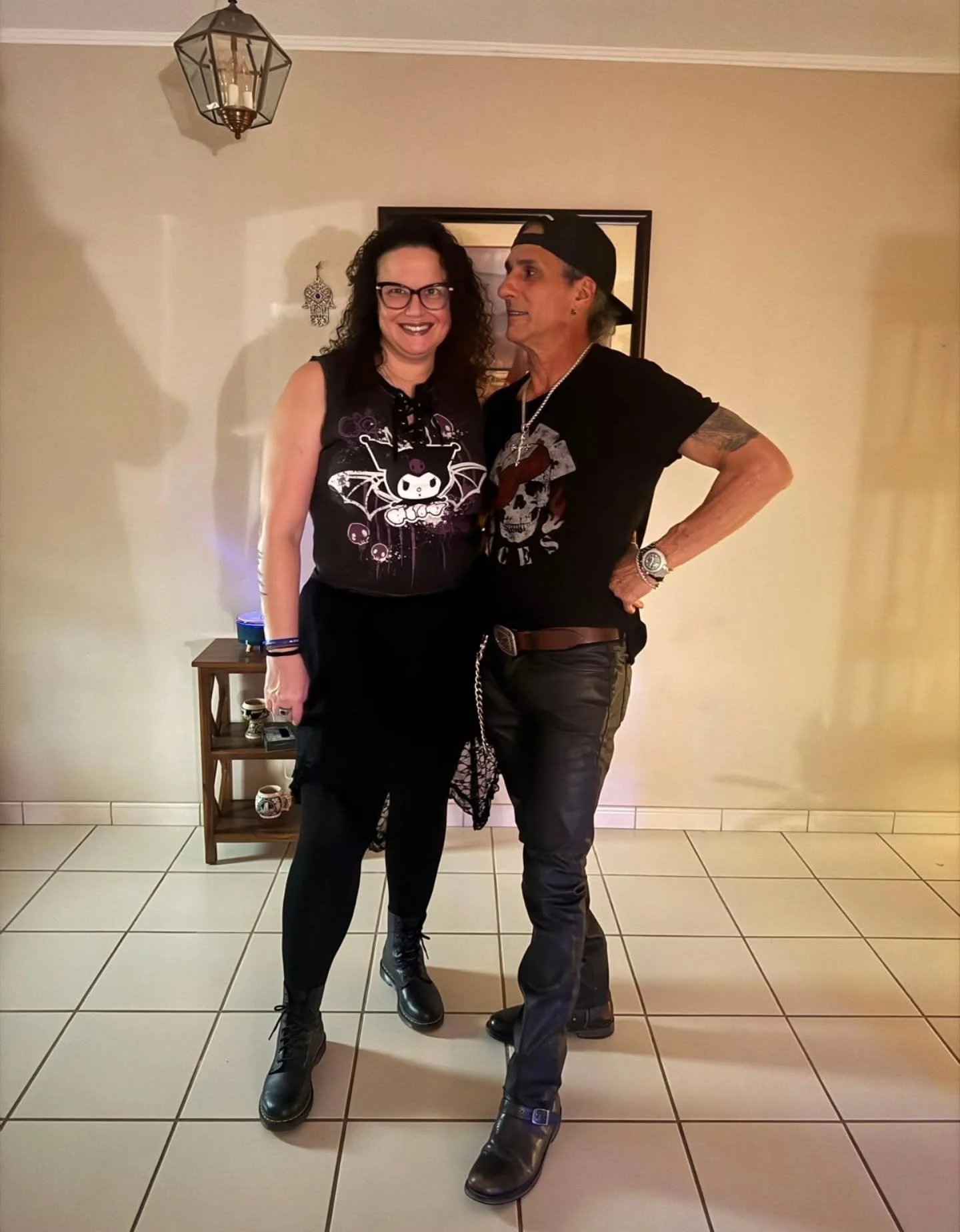 About last night before the Yungblud concert at Hard Rock Live. It was a great concert that we went to with Alanis (Alex's daughter). 
P.S., taking pics with the Husband is frustrating AF because he's never serious.