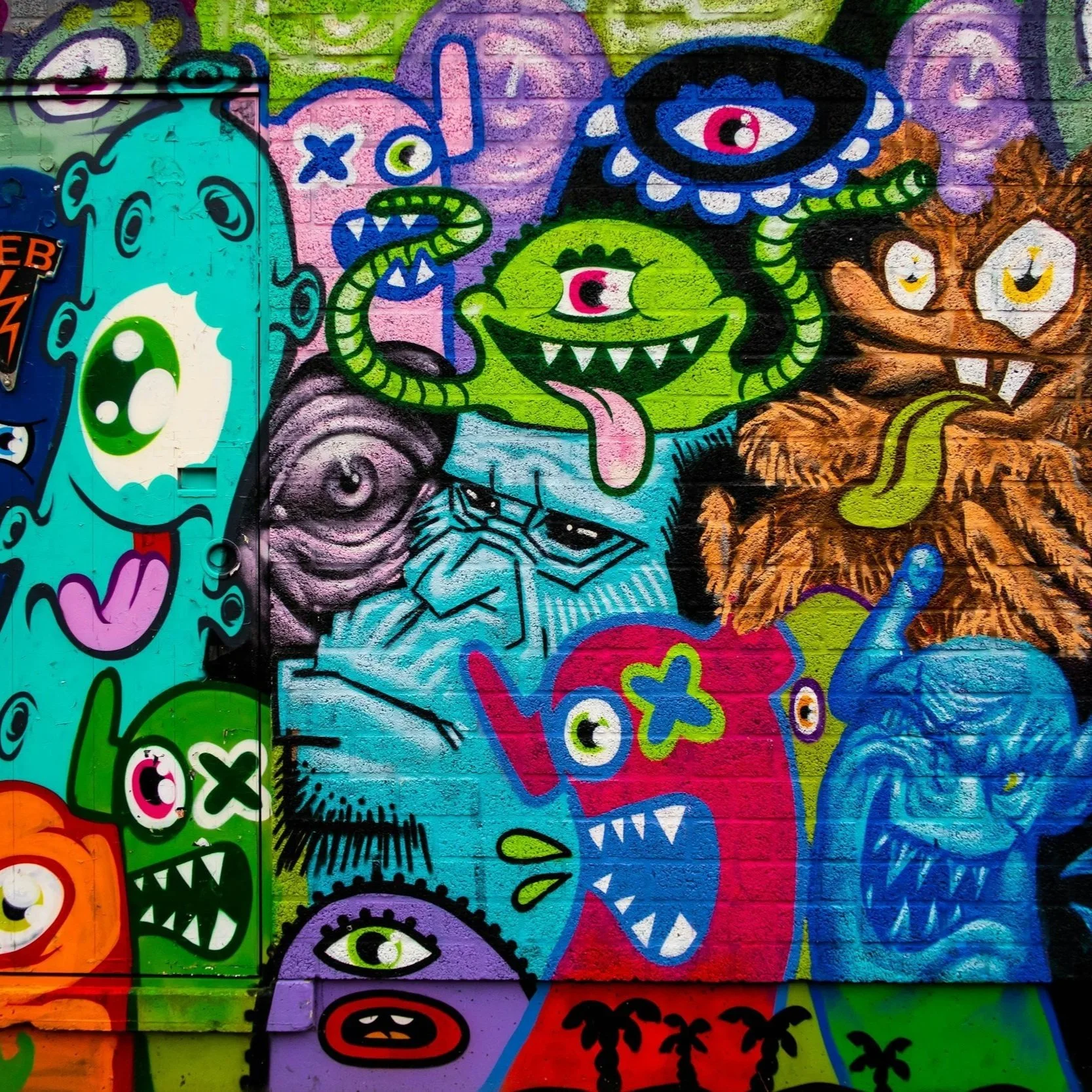 Geometric drawing of an outline square with sections divided by vertical, horizontal, and circle lines.