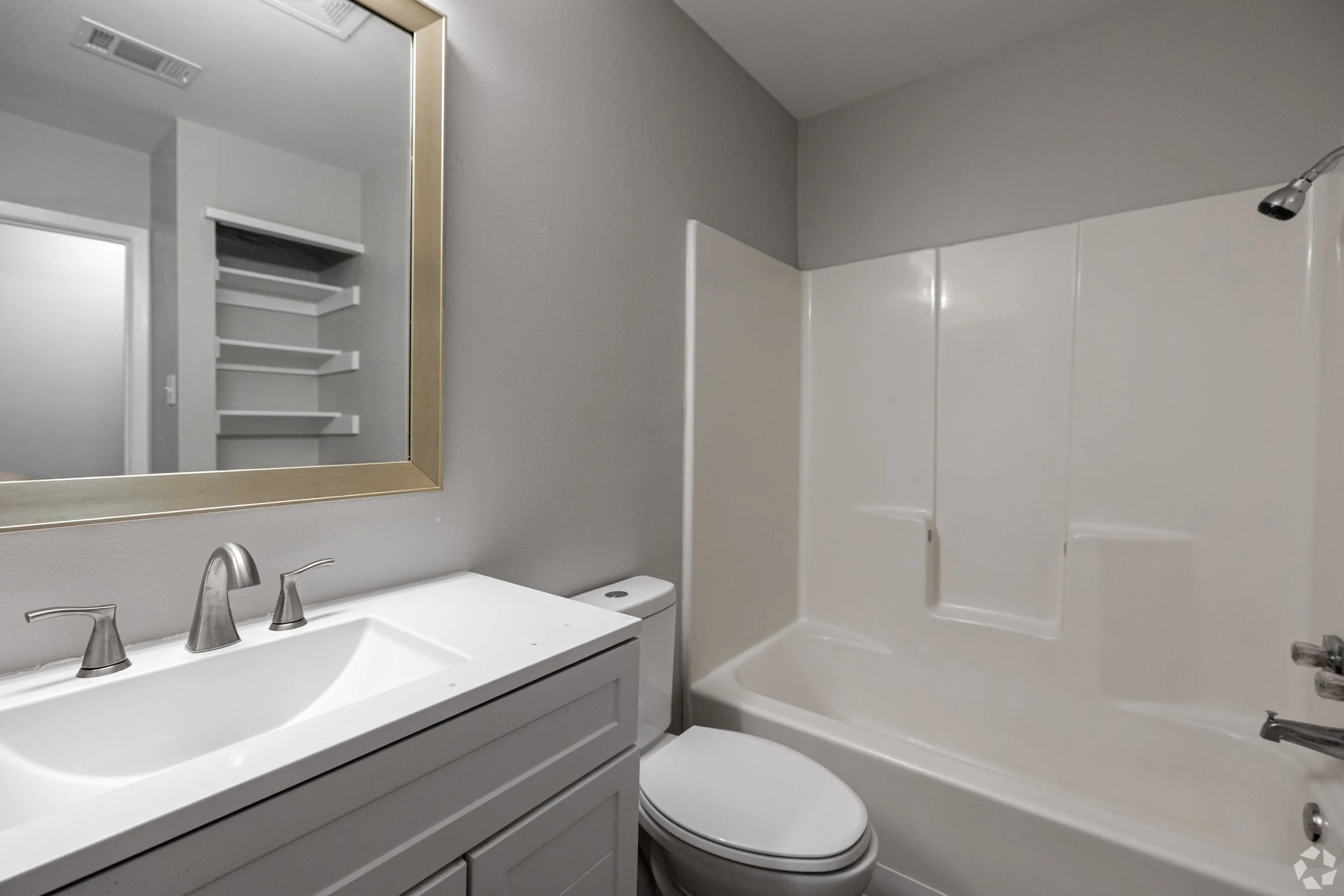 InteriorPhoto (6).jpg
