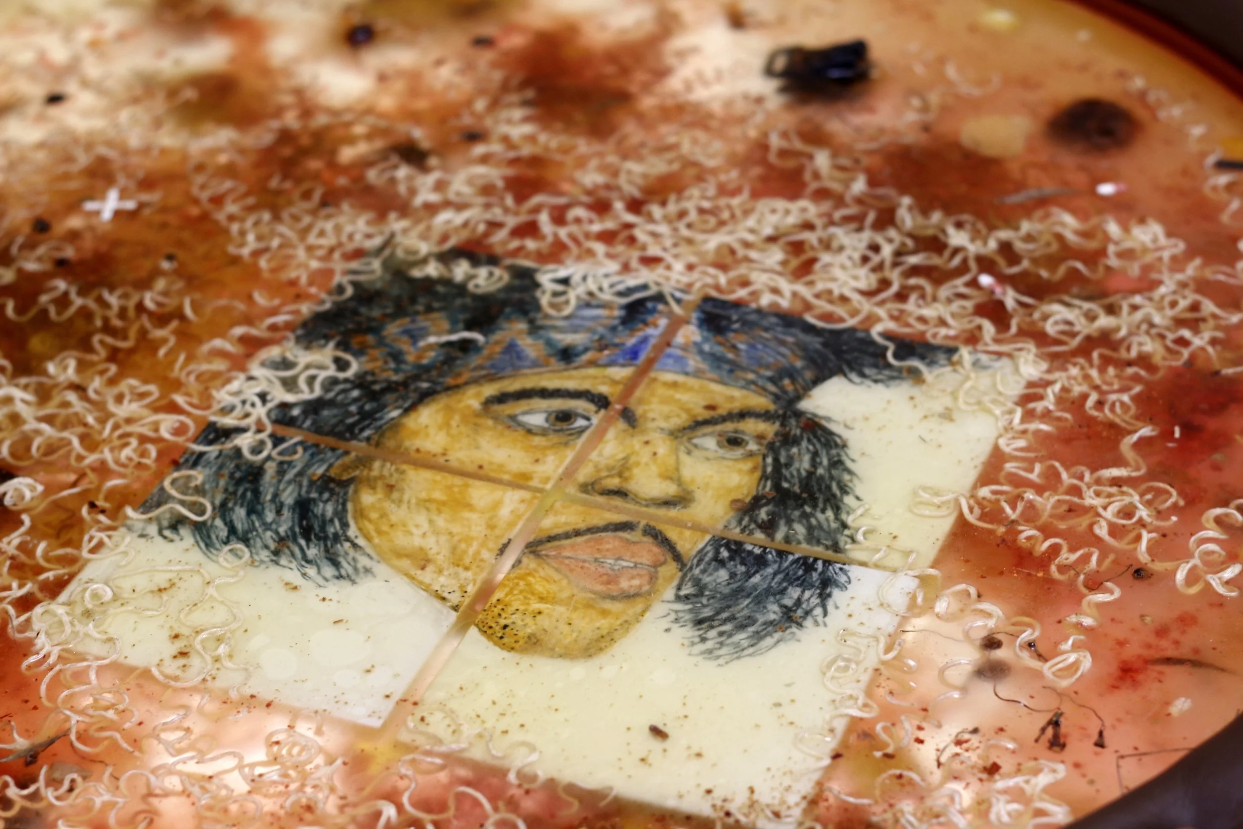 Skeleton (2023)
Sculpture, 100*85*85 cm
Table base, epoxy, cup noodles, underglazed tiles with Jimi Hendrix motif, leather, paint, artificial leather, citrus fruits from the Acropolis, marble from Sicily, found pills from Copenhagen, liberty caps, to