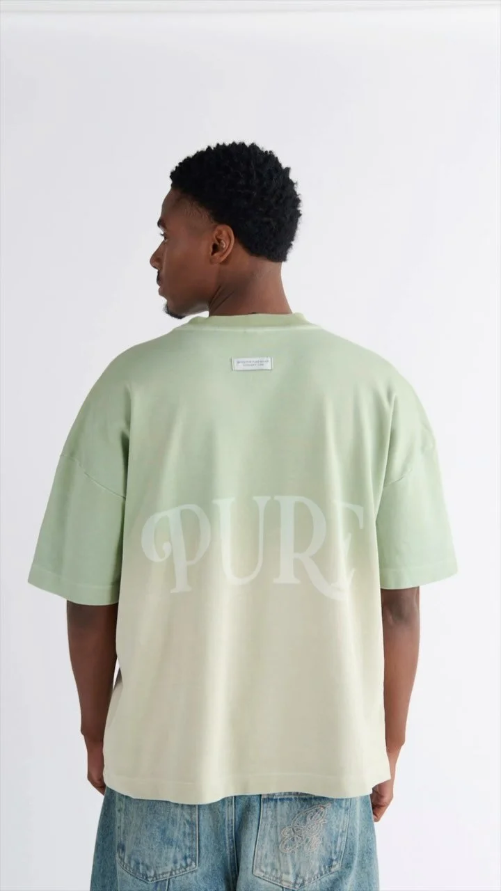 🔥 STRAIGHT HEAT.
Made in Colombia — cut & sew, screen print, HIGH END ONLY.
Every piece hits like a statement. Every look = pressure.
🚨 Not for the average.
Run it back. Watch it again. Then tap in or miss out #pure