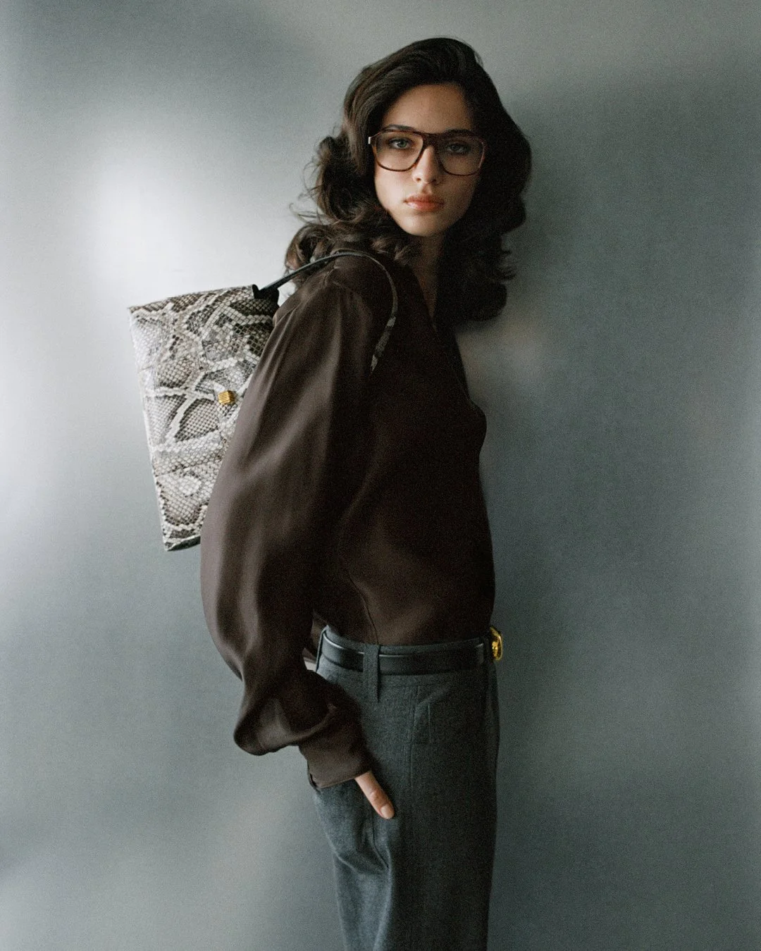 KHAITE_F25_CAMPAIGN_TALIA-CHETRIT_LOOK_2_2_LB_LO-RES_4x5.jpg