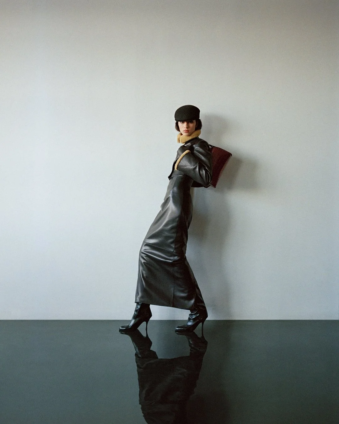 KHAITE_F25_CAMPAIGN_TALIA-CHETRIT_LOOK_8_2_LB_LO-RES_4x5.jpg