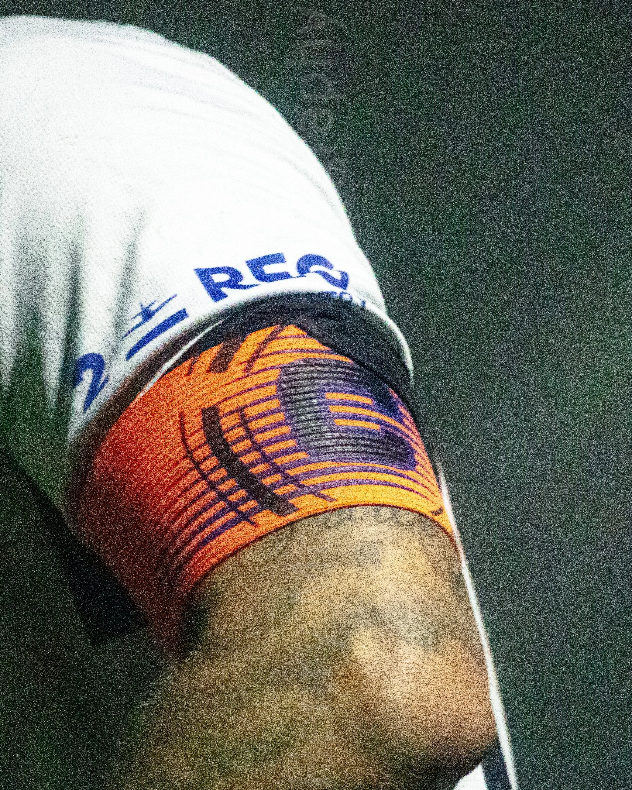 310326 - SMvGRngs - vertical-07.jpg