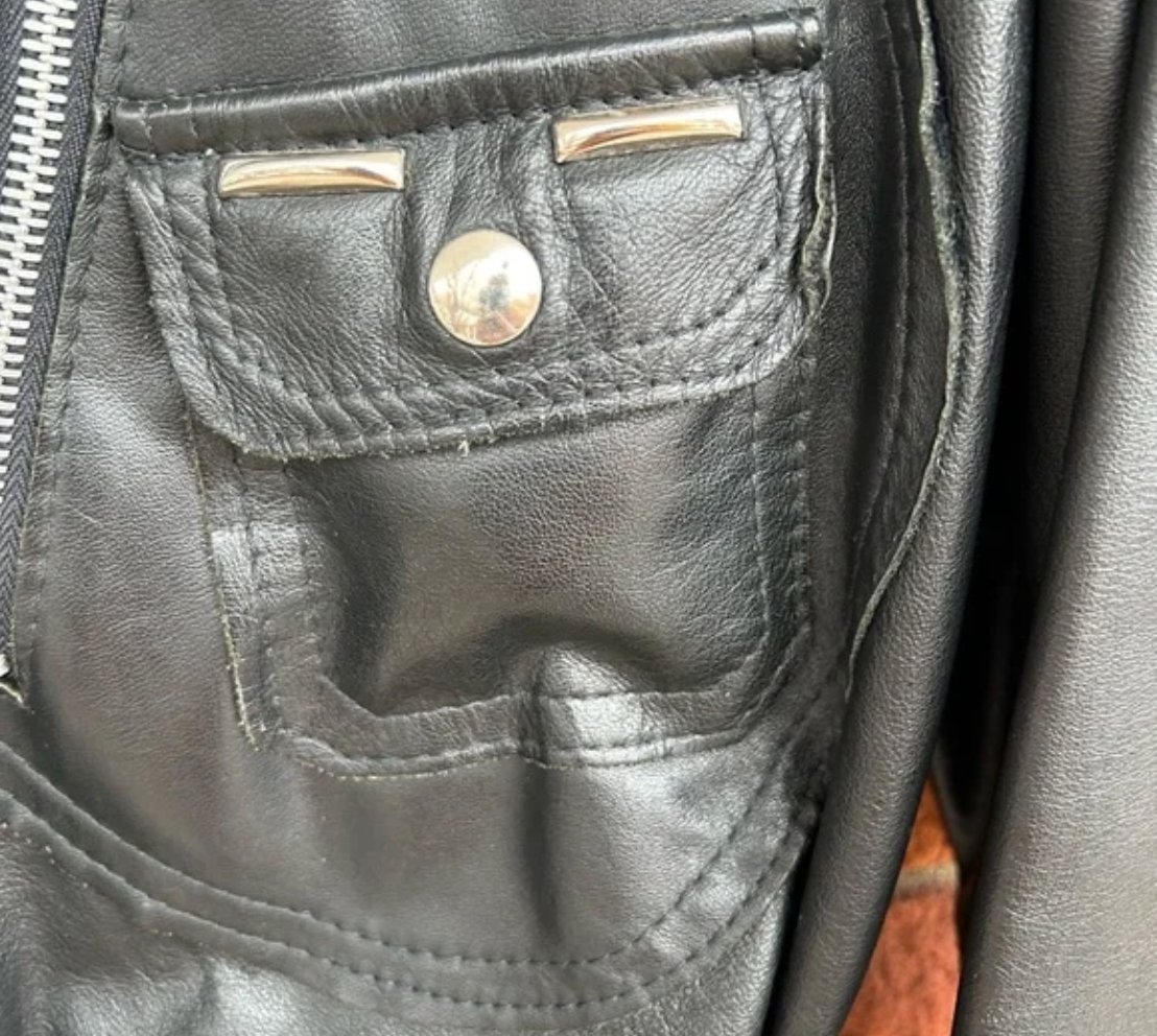 BettyBoopLeatherJacket-Pocket.png