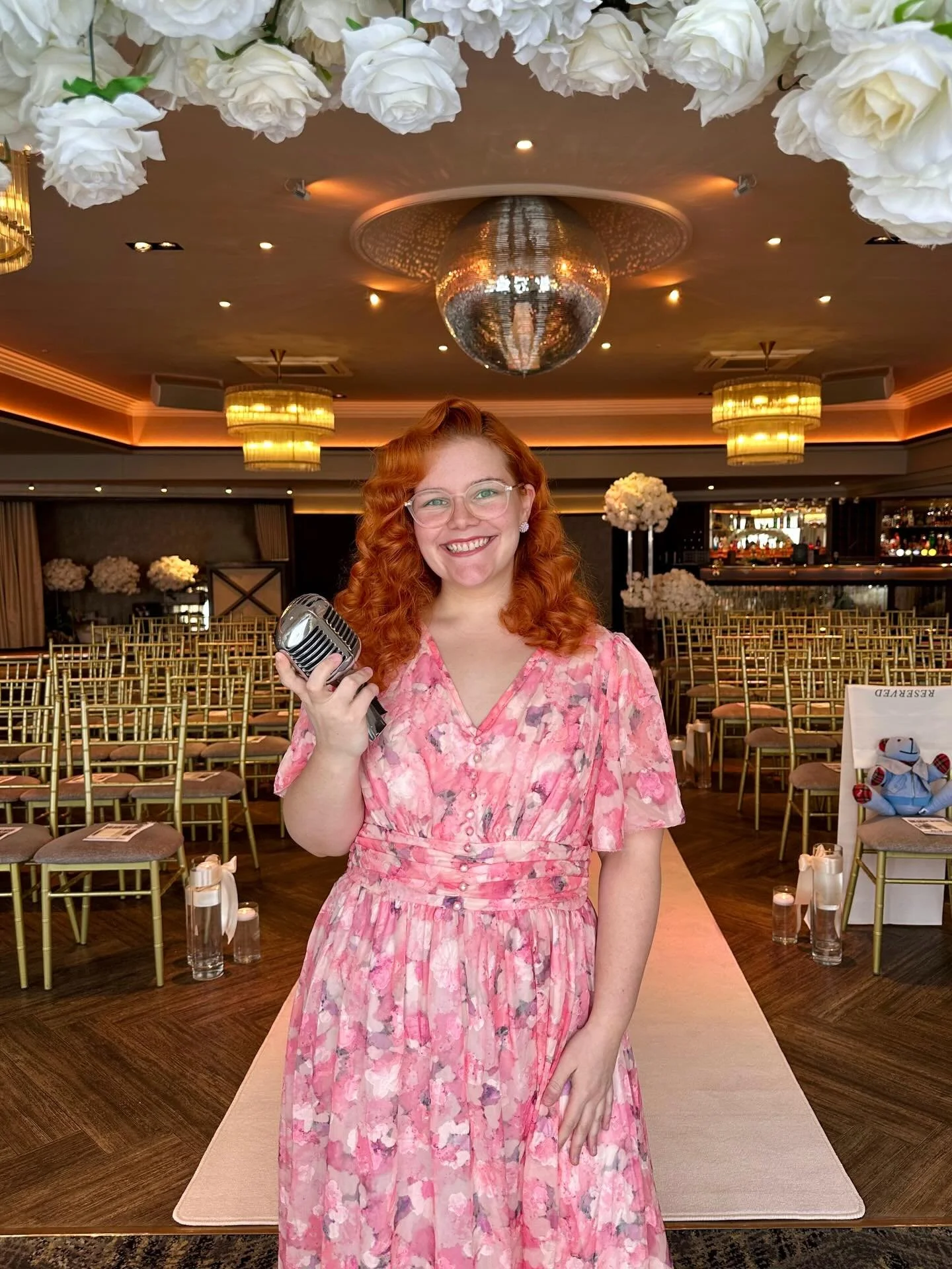 Today I&rsquo;m at the wonderful Redhurst Hotel for Billie and Joe&rsquo;s wedding. I&rsquo;m super excited to get to sing during their ceremony and drinks reception it&rsquo;s going to be such a beautiful day 🥹💖