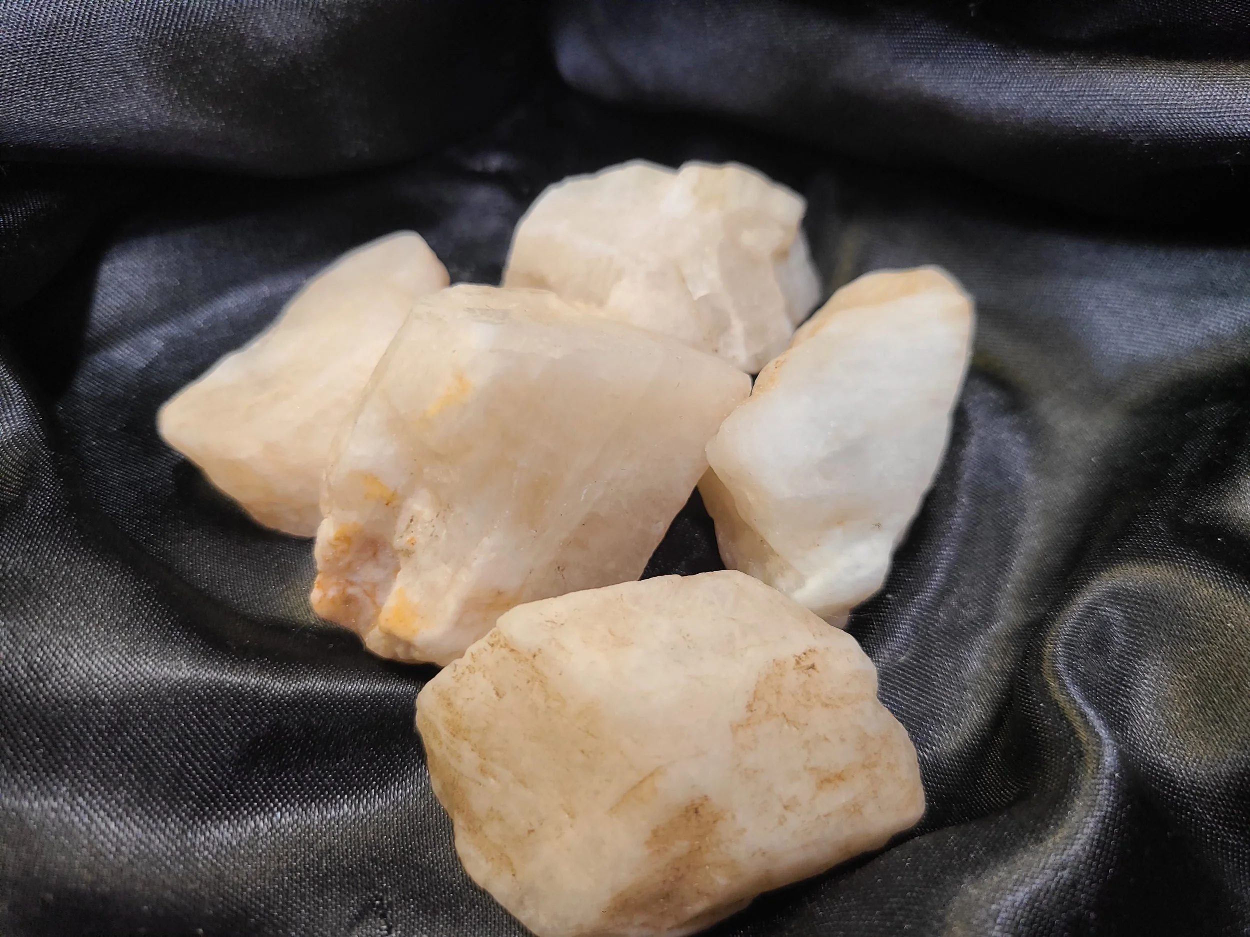 Raw Moonstone.jpg