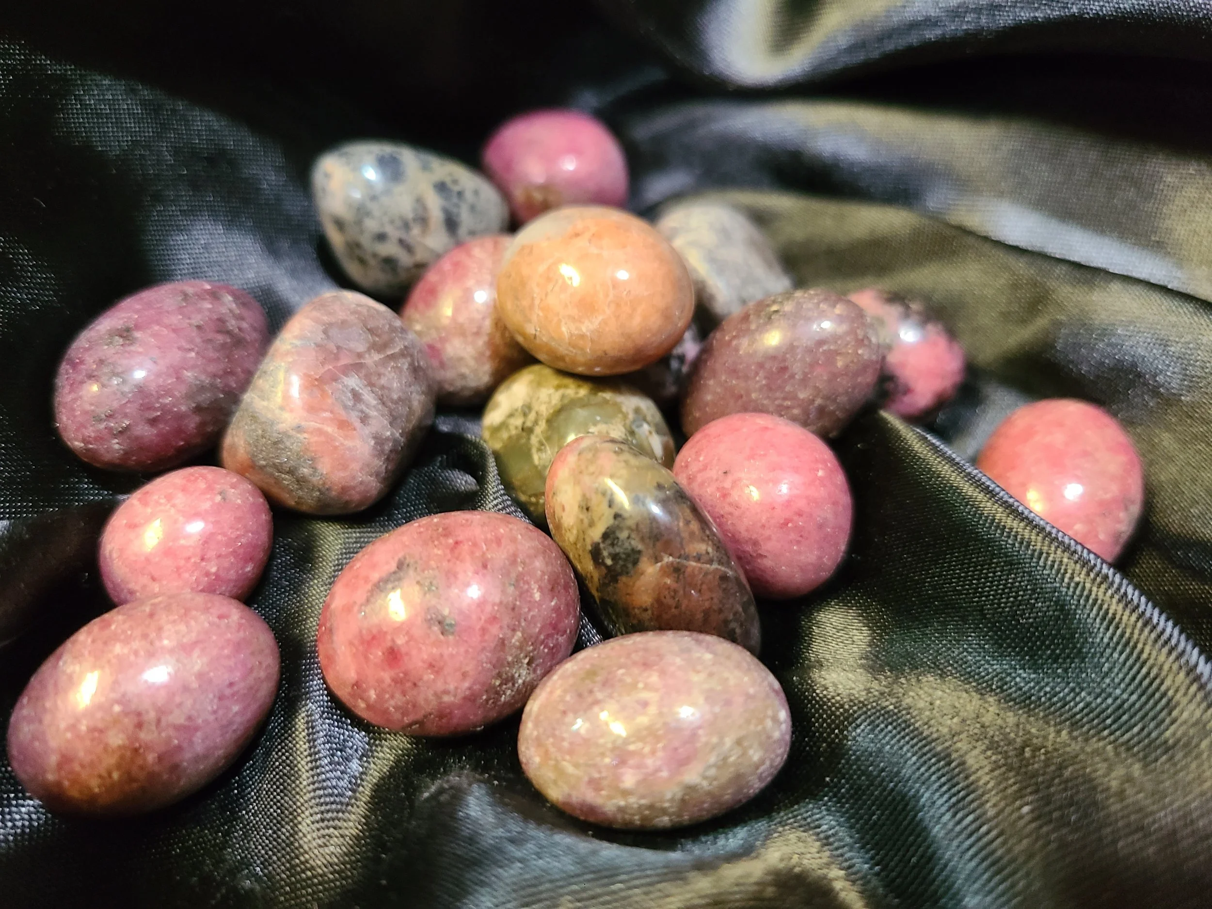 Rhodonite.jpg