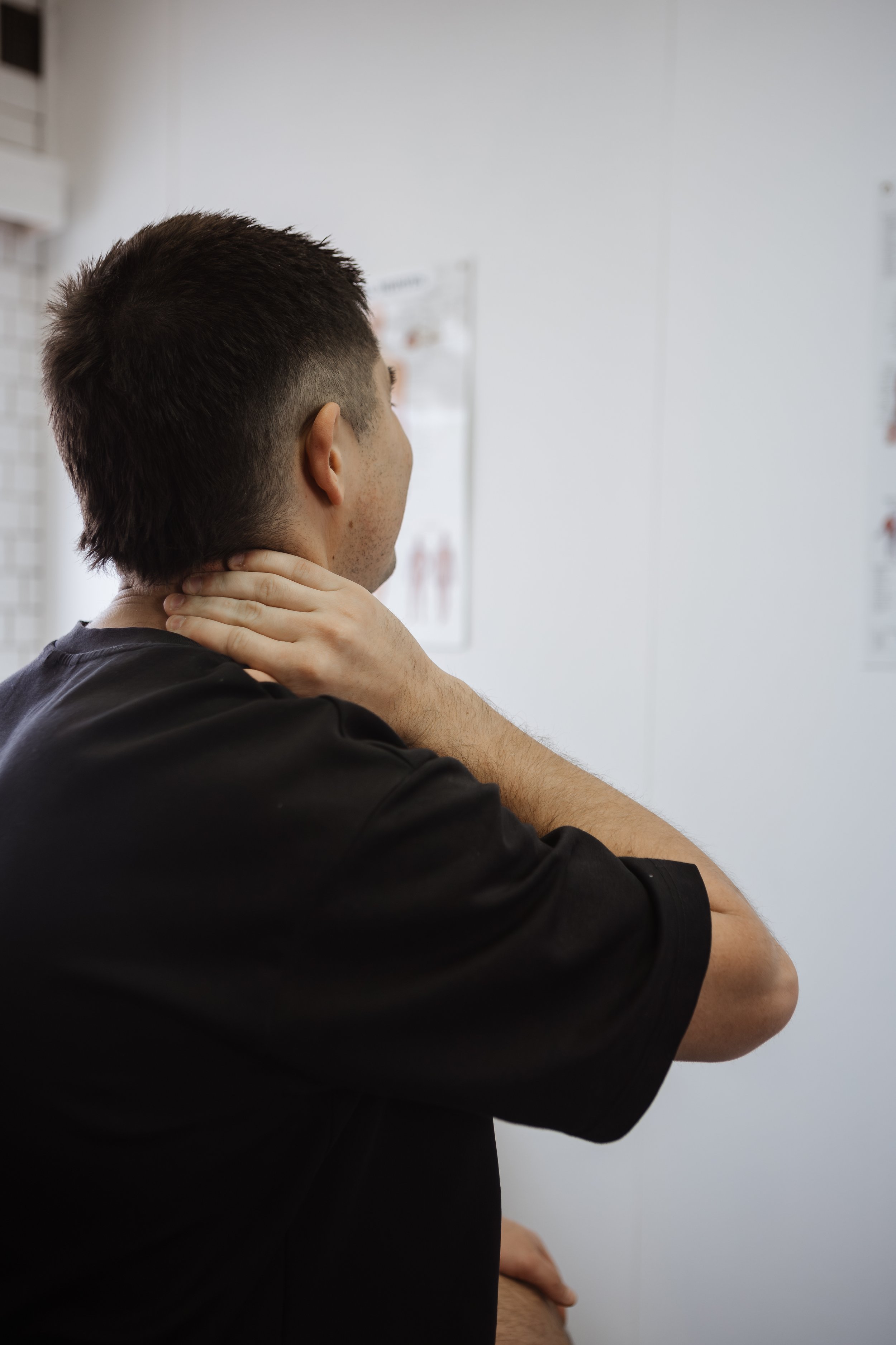 Postural Strain: How Your Daily Habits Can Cause Pain and How Osteopathy Can Help