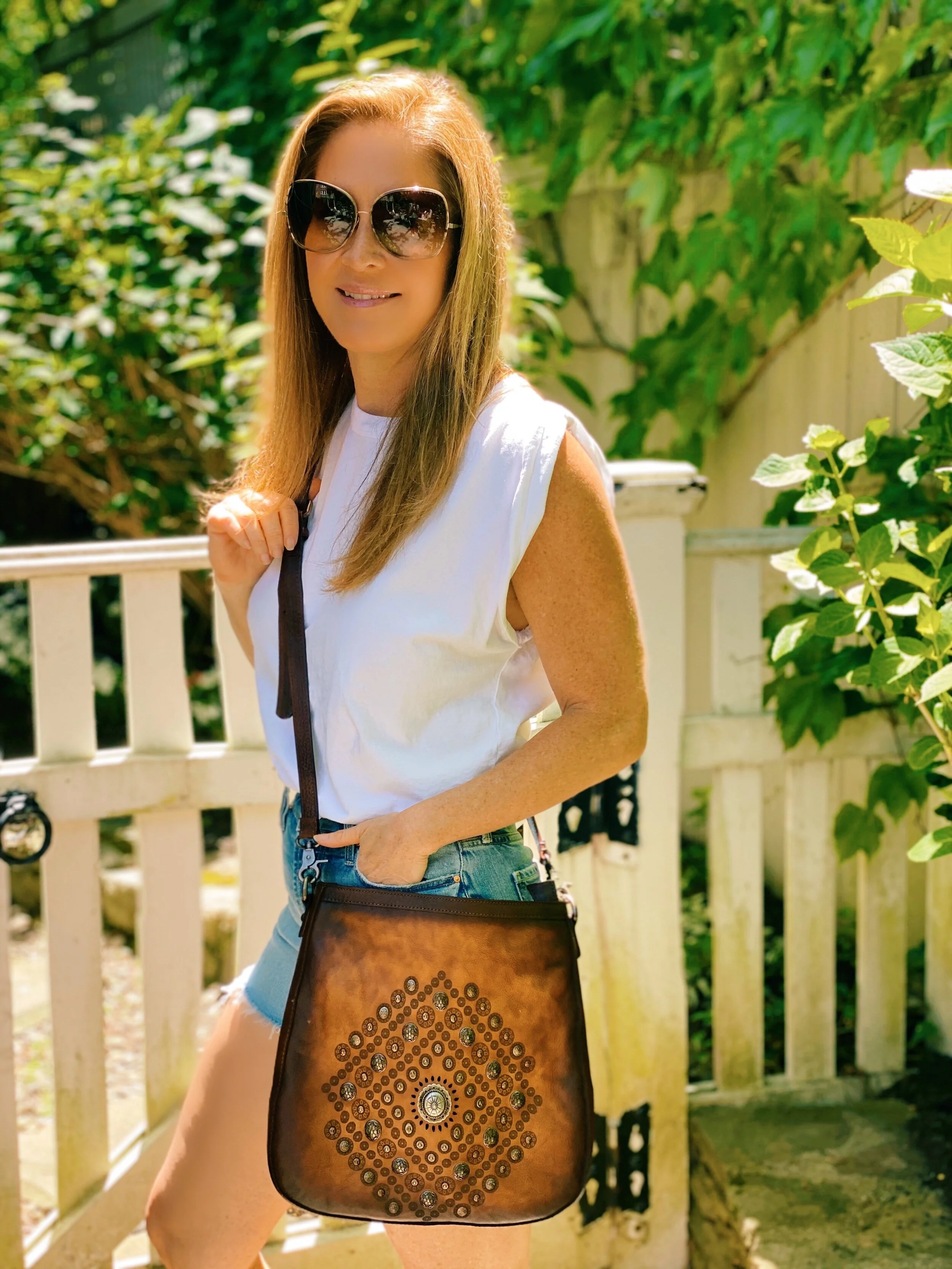 the cross body bag is @maluniers.jpg