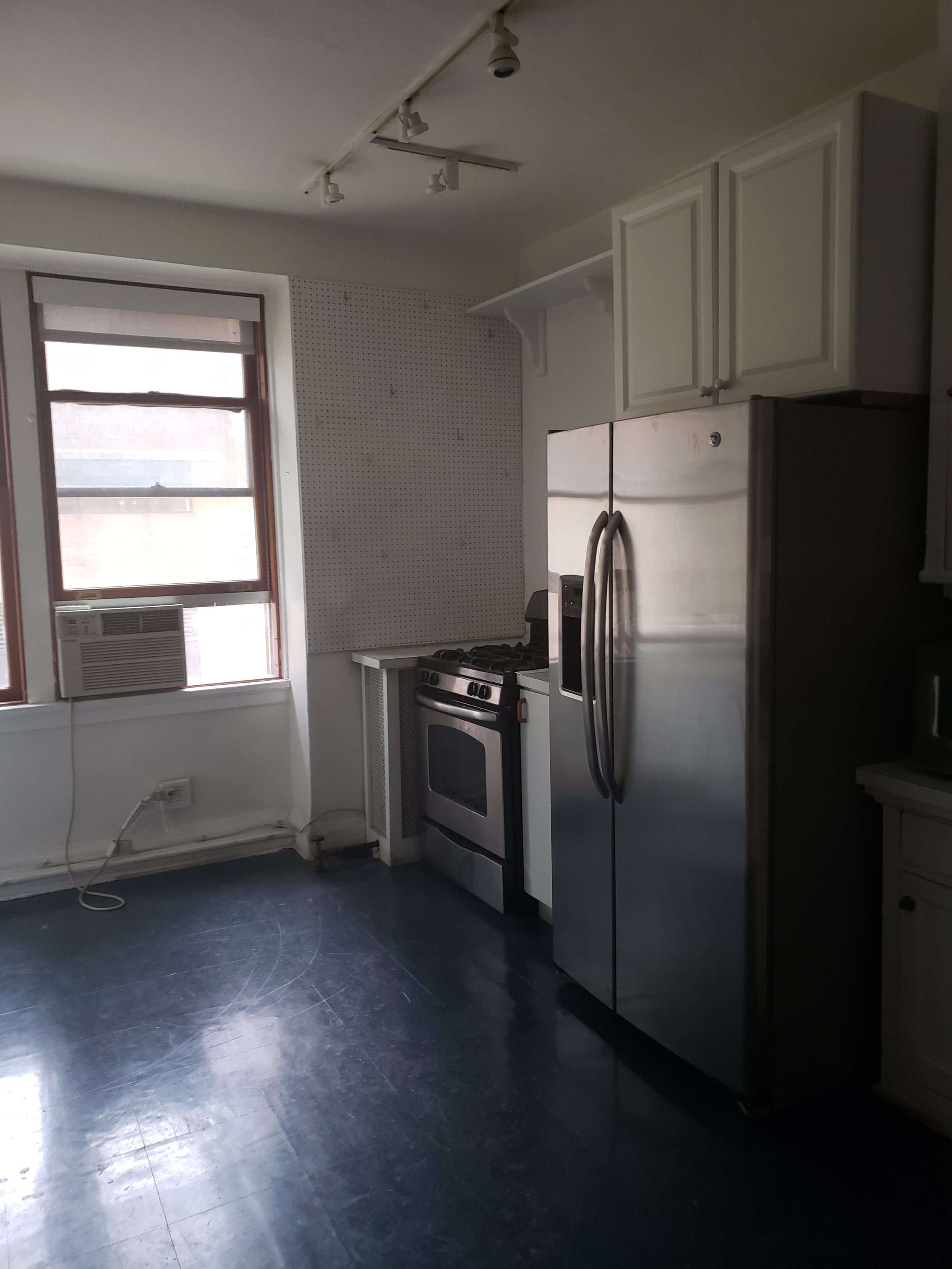 Halatsis Project Mayfair Old 03