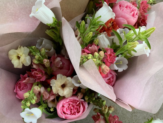 Deluxe bouquet pic.png