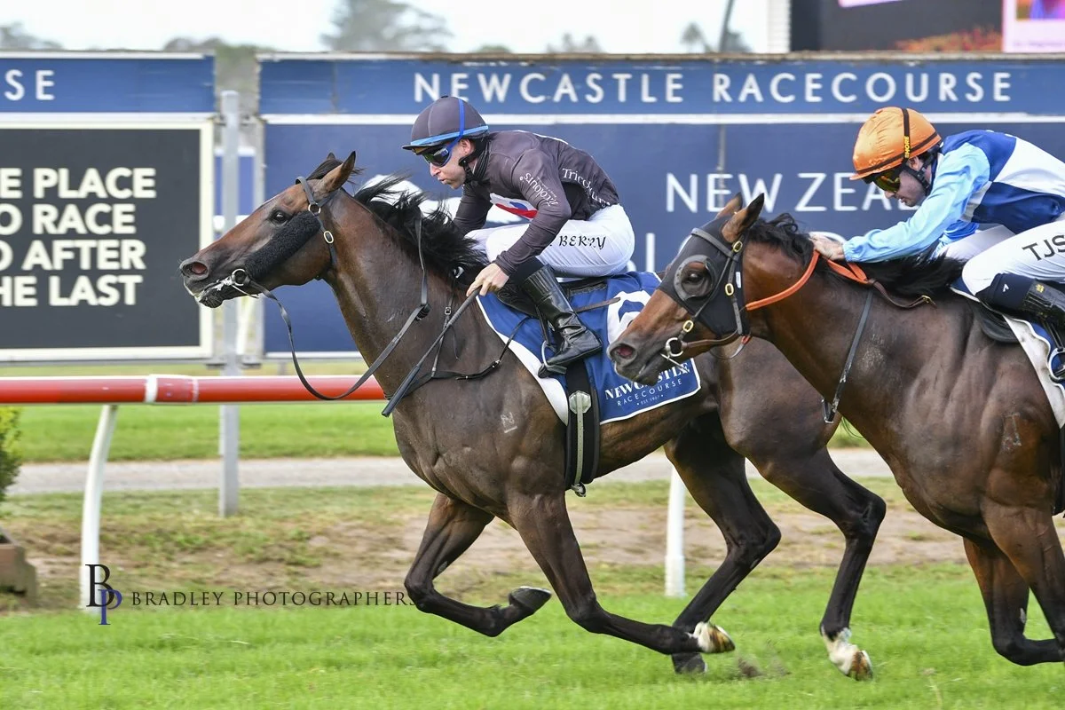 BACK TO BACK WINS FOR COSMIC AVENGER!