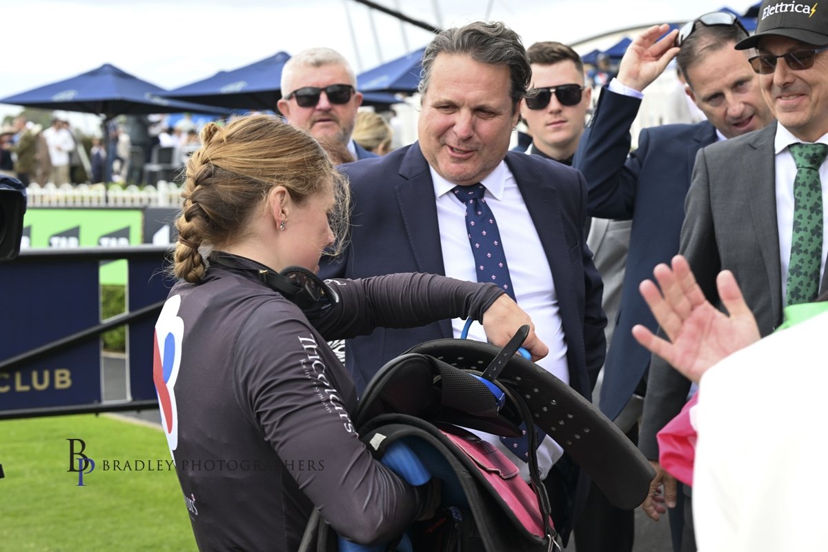 Richard Freedman Racehorse Trainer for Tricolours Race Horse Syndicates