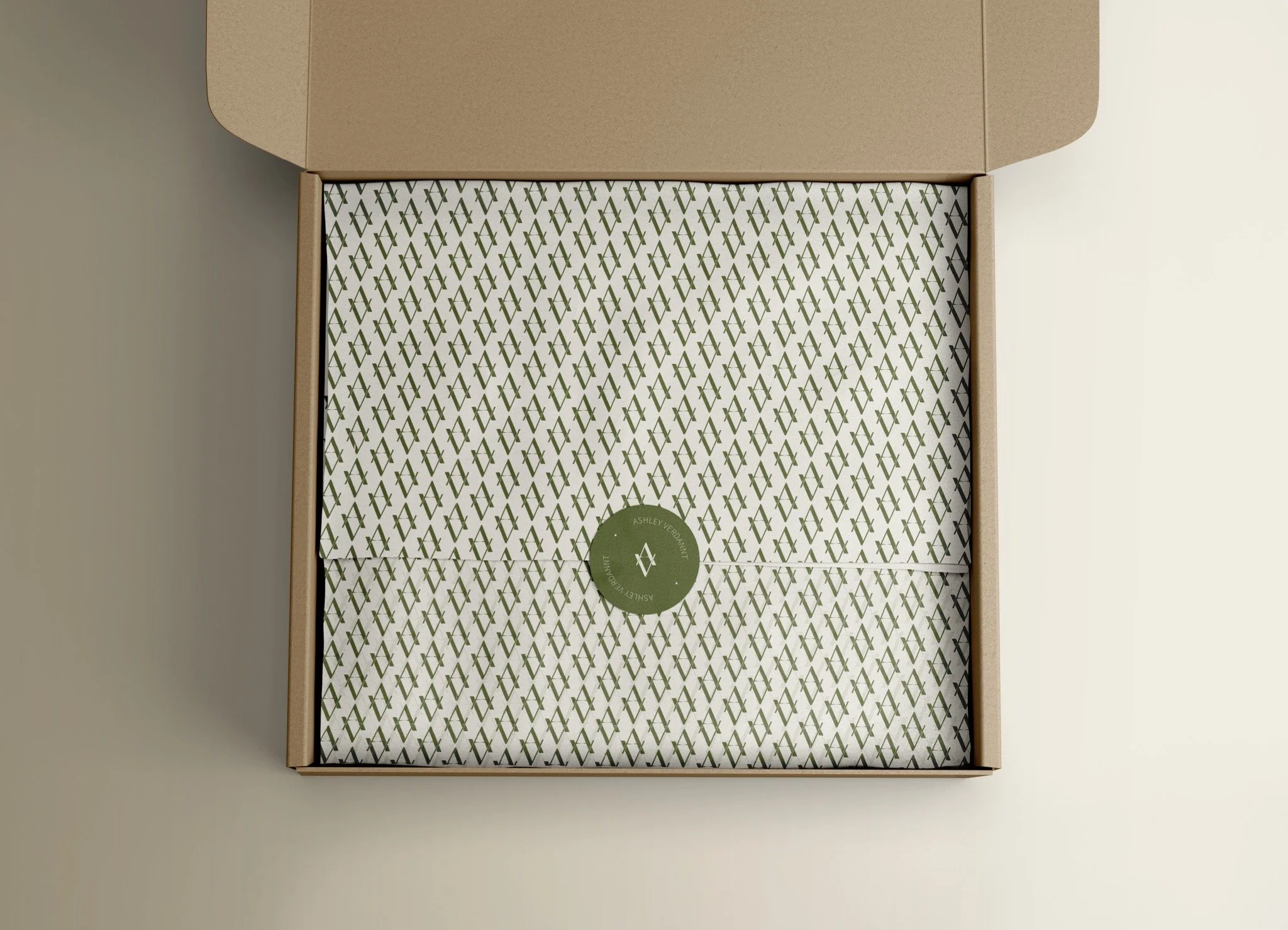 We handle it all with precision, care, and a touch of Ashley Verdant sophistication. Your brand, delivered beautifully. 📦✨