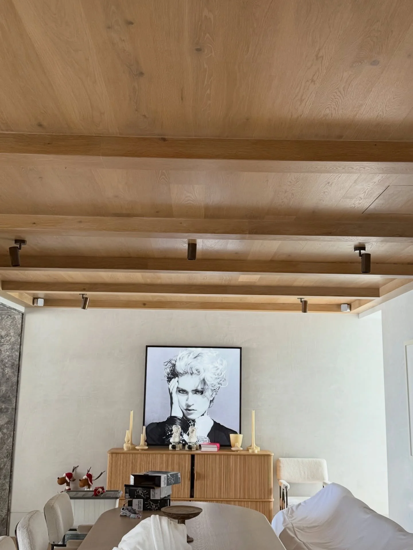 Your trusted specialists for internal and external timber maintenance

Visit us on btppainting.com.au