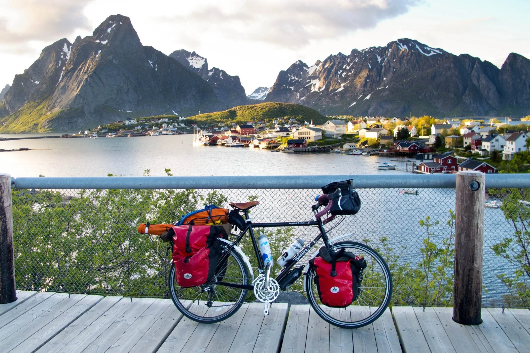 Exemple d’un vélo cyclotourisme // Photo Marie-Pierre Varin Lofoten, Norvege 2012