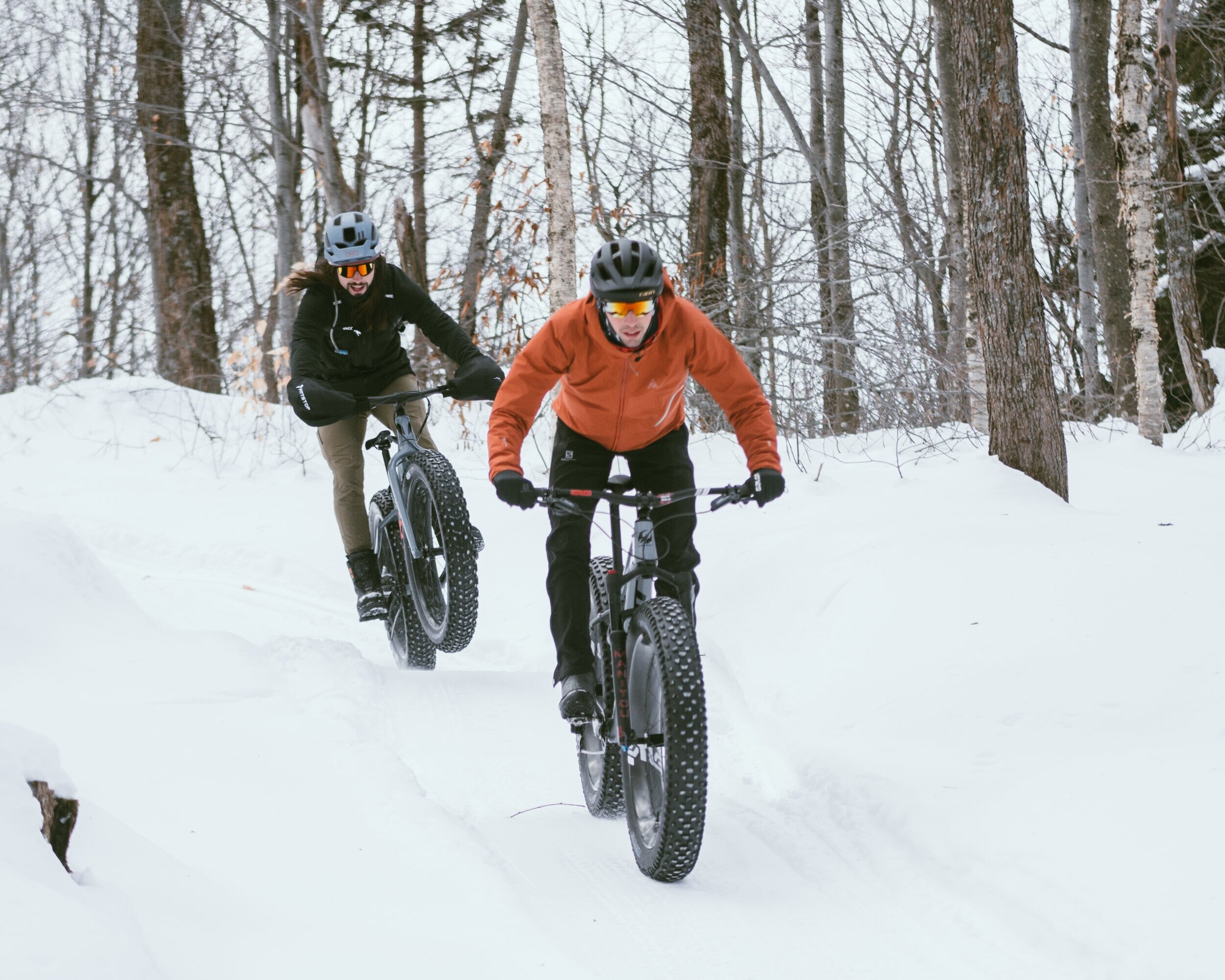 Drop in! C’est Mathieu Bélanger-Barrette un athlète d’ultra-endurance de la place qui m’a guidé sur le réseau // Photo Audrey Dionne