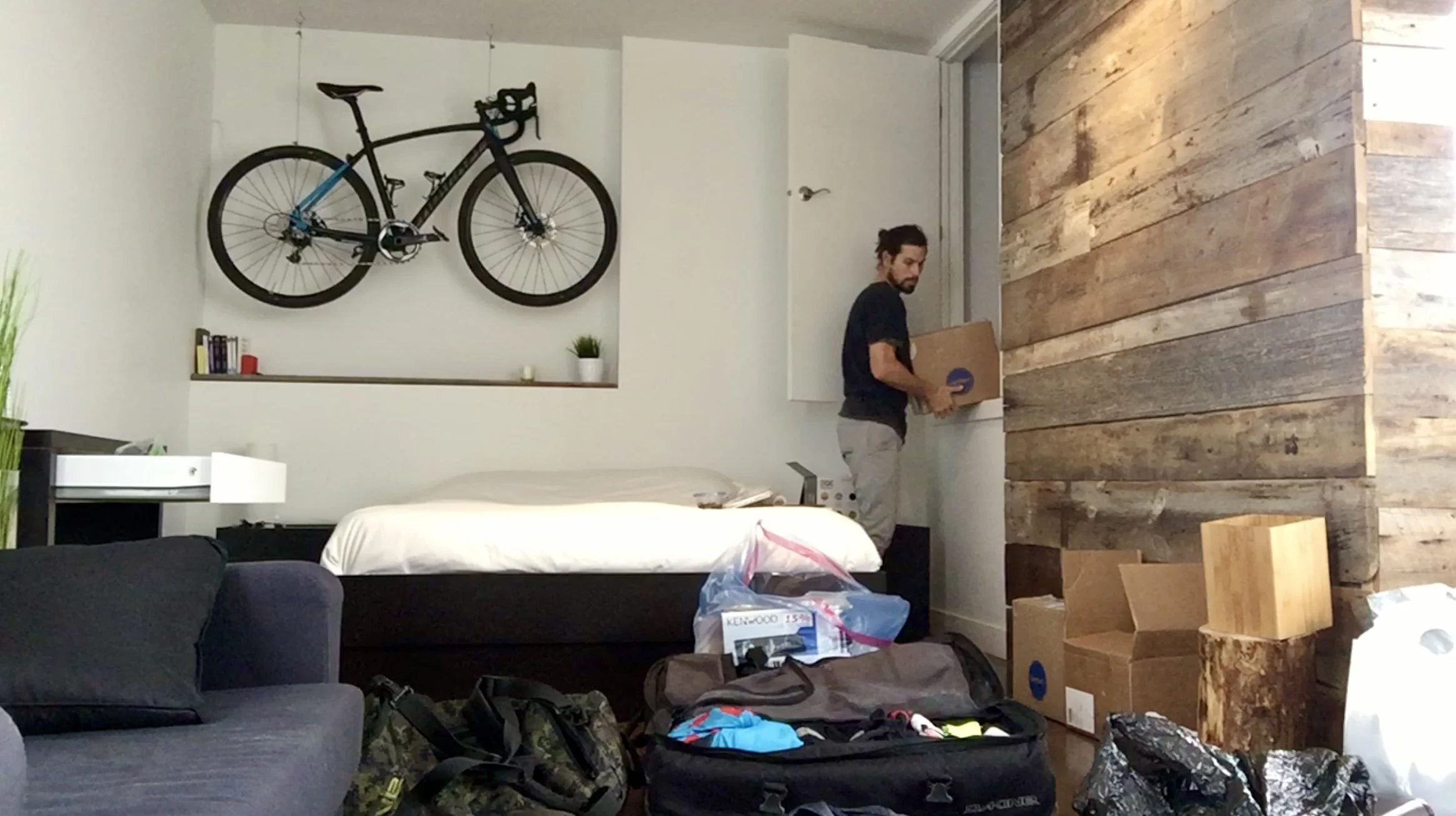 2017-04-22 Condo packing screenshot edited.jpg
