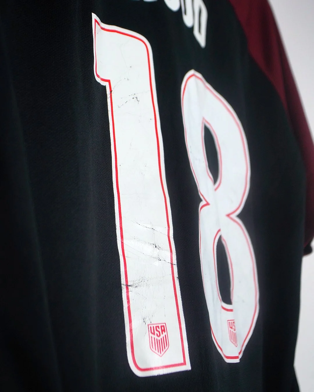 2016_USA_Away_Wood_Flaw_Back.jpg