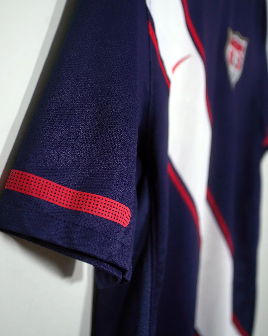 2010_USMNT_Away_Sleeve.jpg
