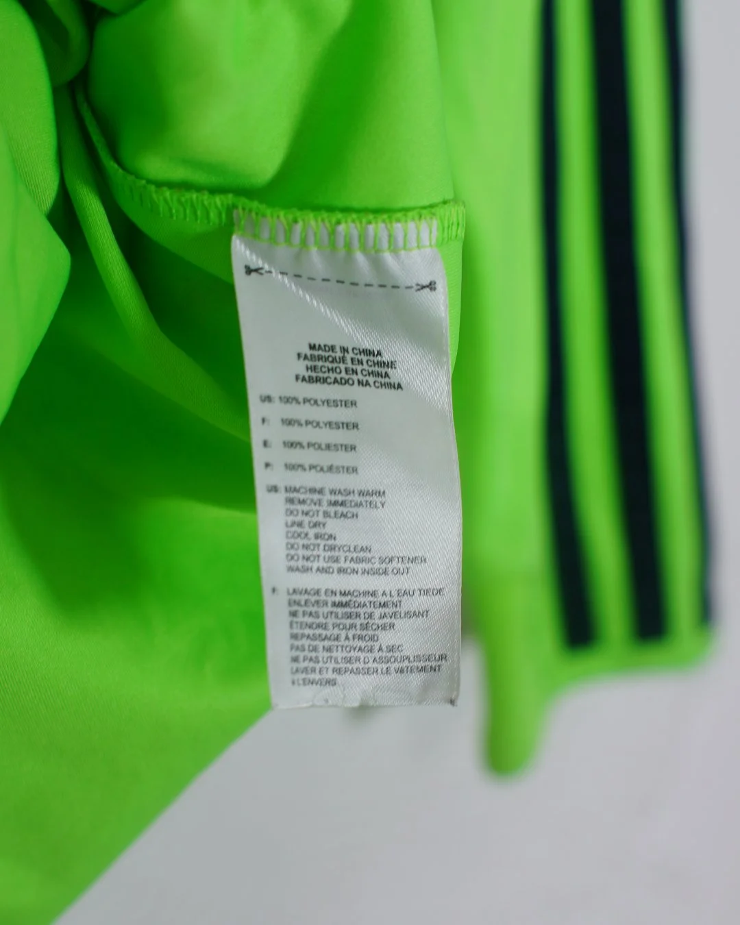 2010:11_Chelsea_Third_MadeinChina.jpg