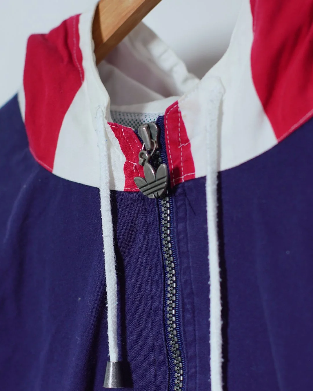 WC94_USA_StarsandStripes_Jacket_Zipper.jpg