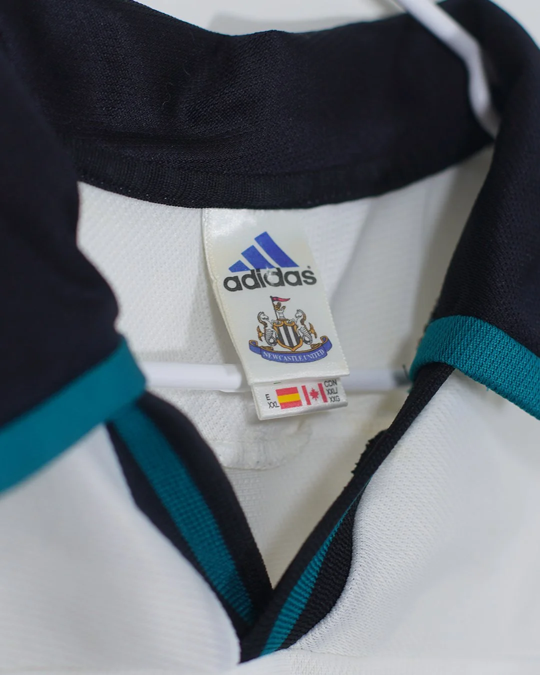 99:00_Newcastle_Away_NewcastleTag.jpg