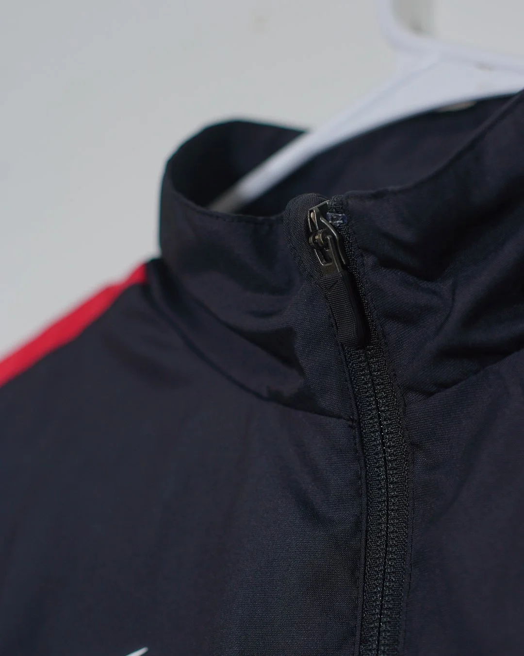 ManchesterUnited_Jacket_DHL_Zipper_Nike.jpg
