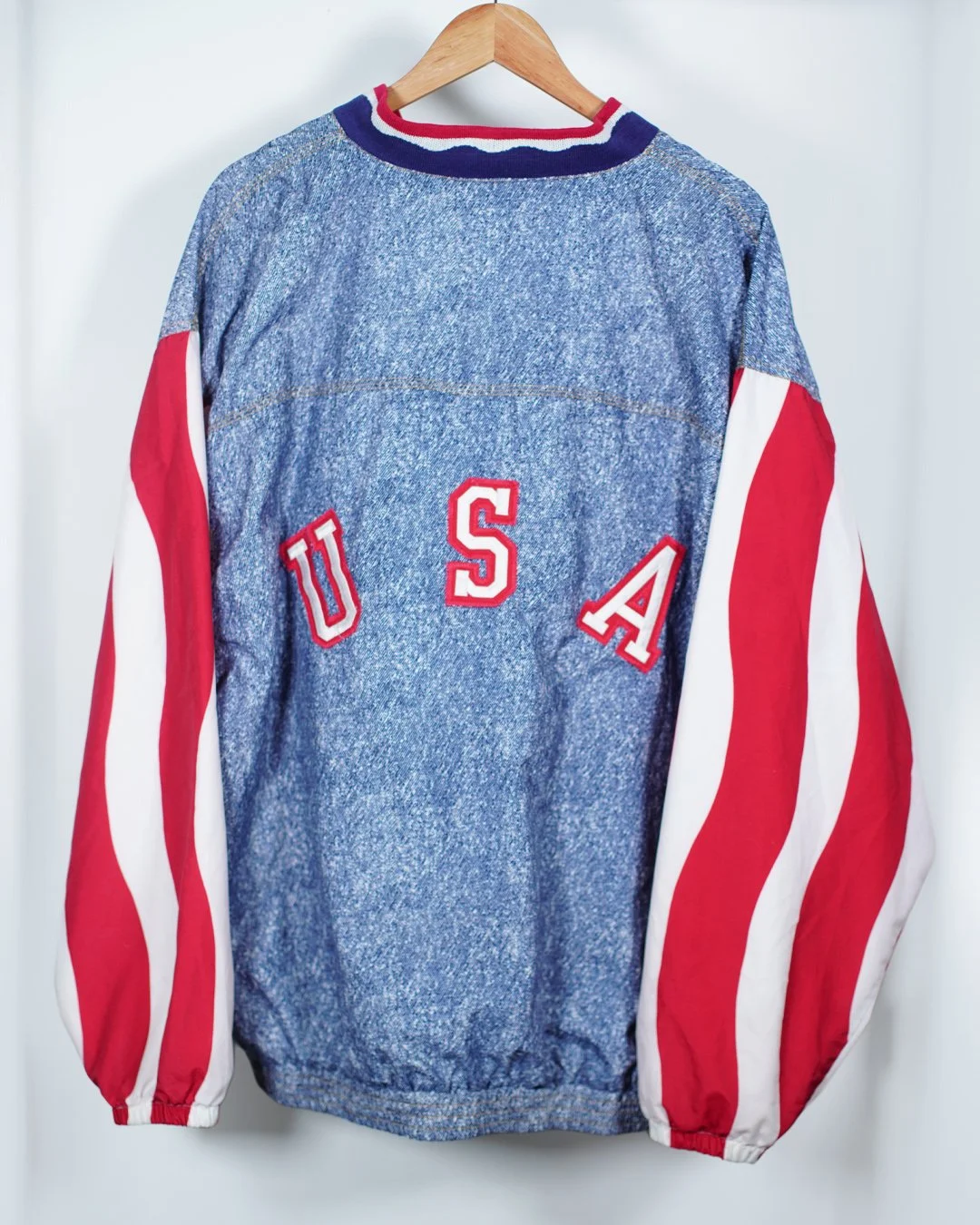 WCUSA_StarsandStripes_Jacket_Back.jpg