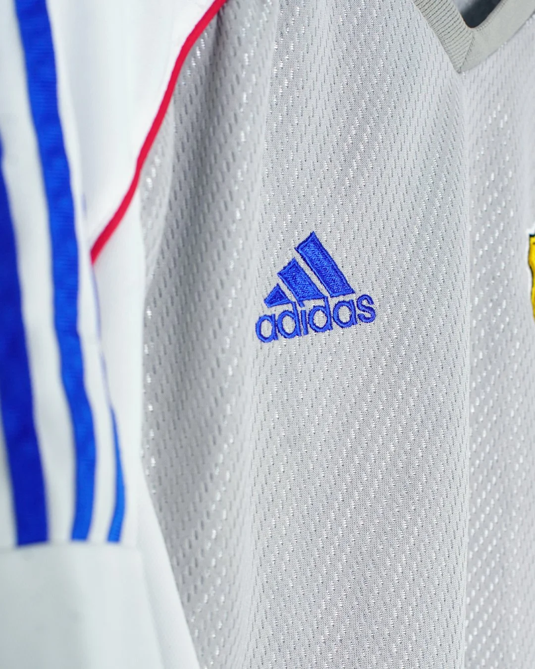 2002_Japan_Away_Adidas.jpg