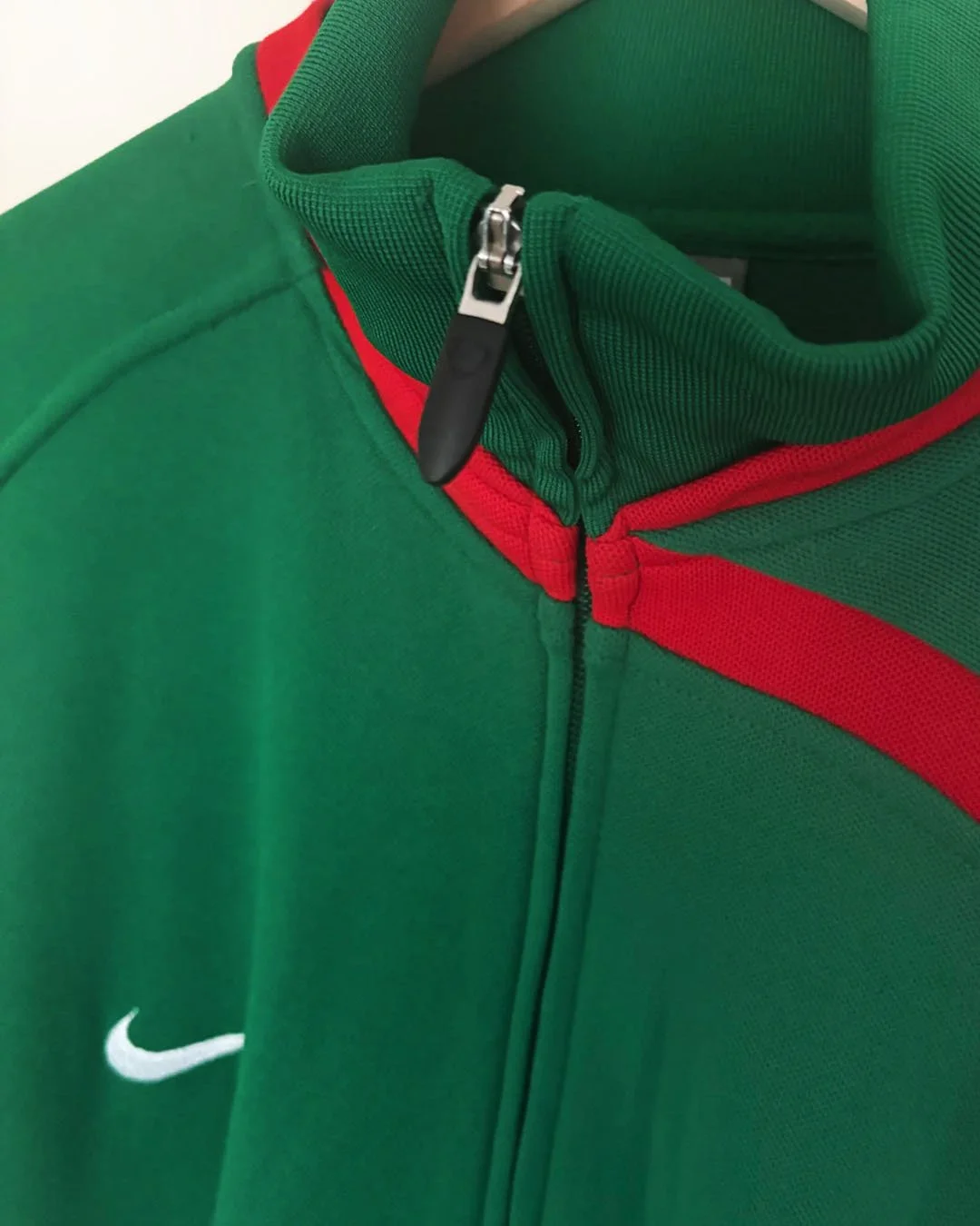 Portugal_Jacket_Nike.jpg