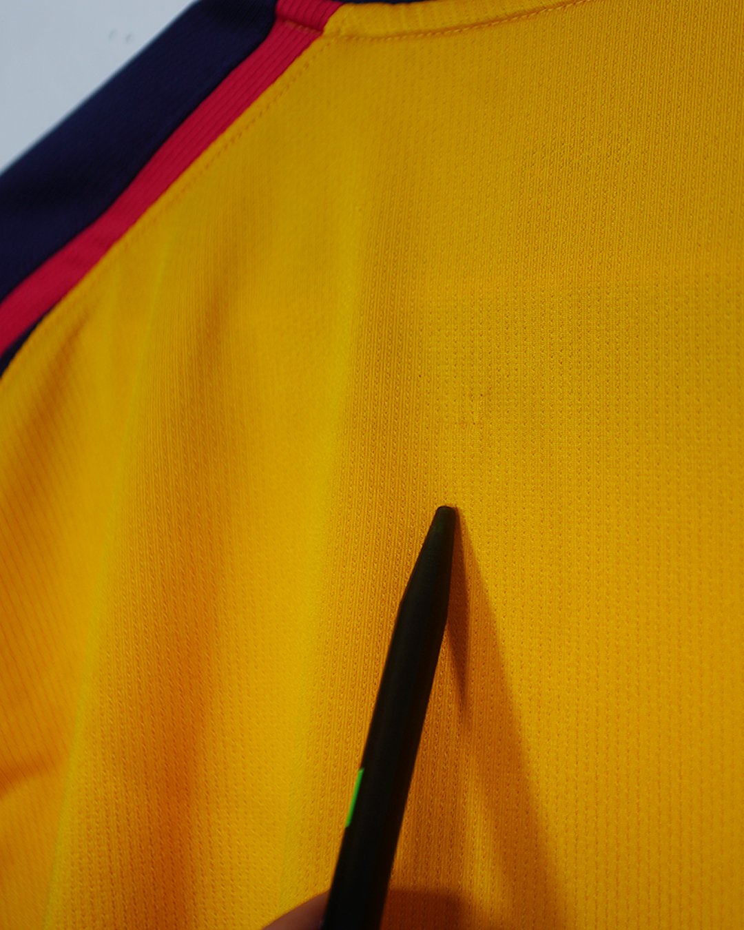 2008:09_Arsenal_Away_Back_FlawBobble.jpg