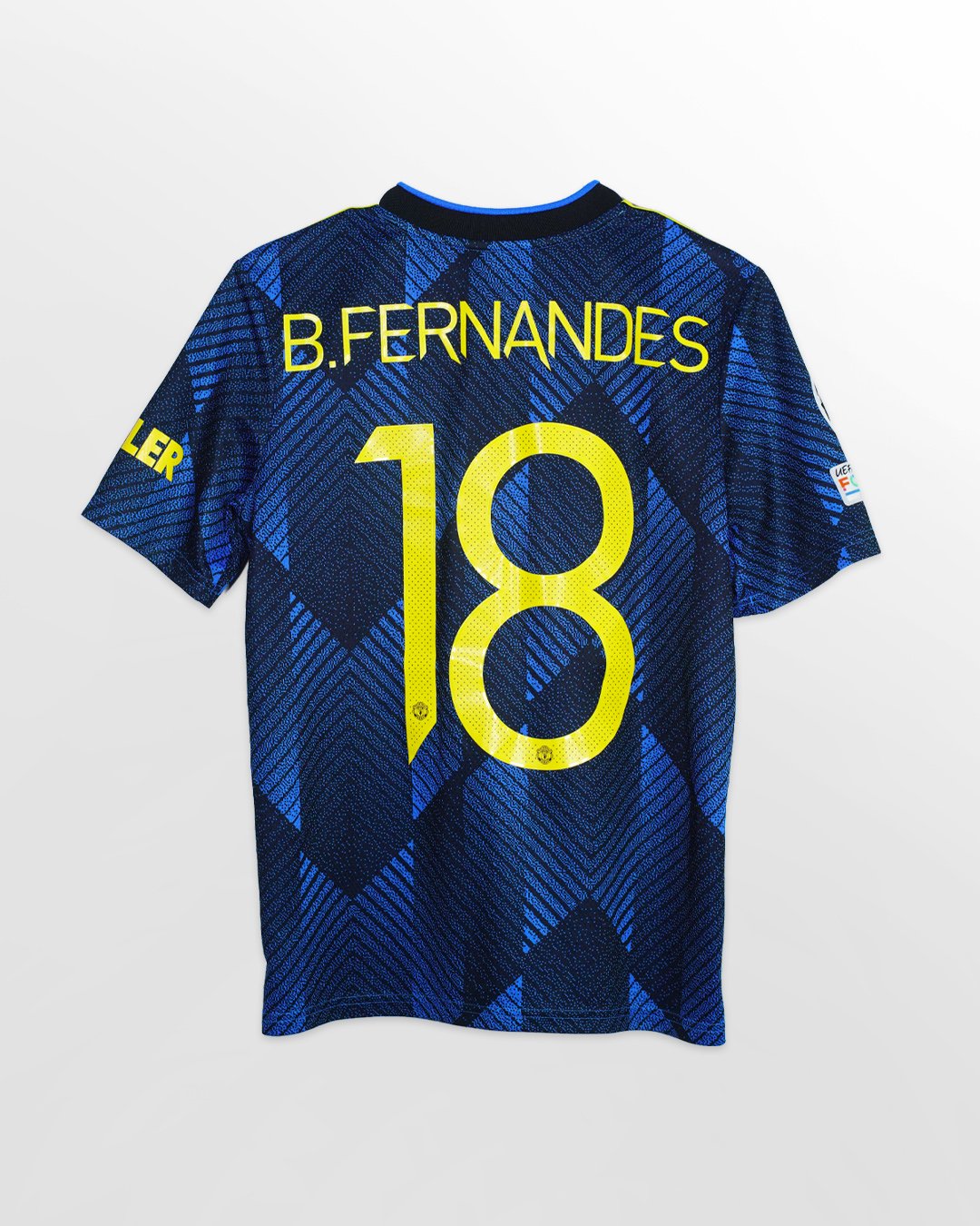 2021:22_ManUnited_third_Back_Bruno.jpg