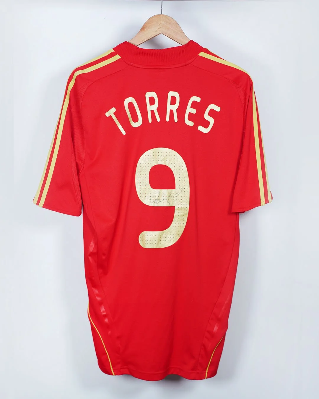 Spain_Torres_Signed_Back.jpg
