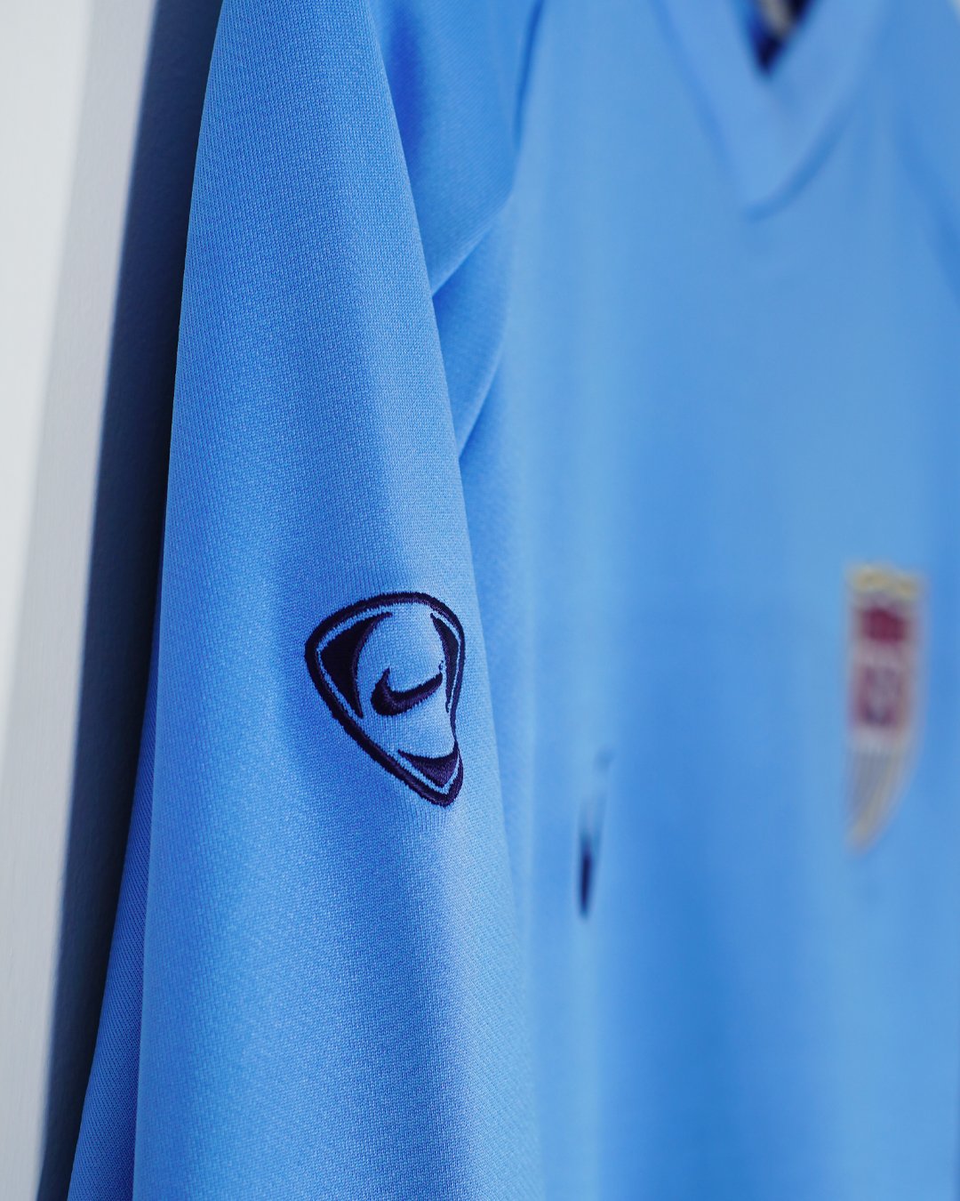 USA_TrainingTop_Sleeve_Nike.jpg