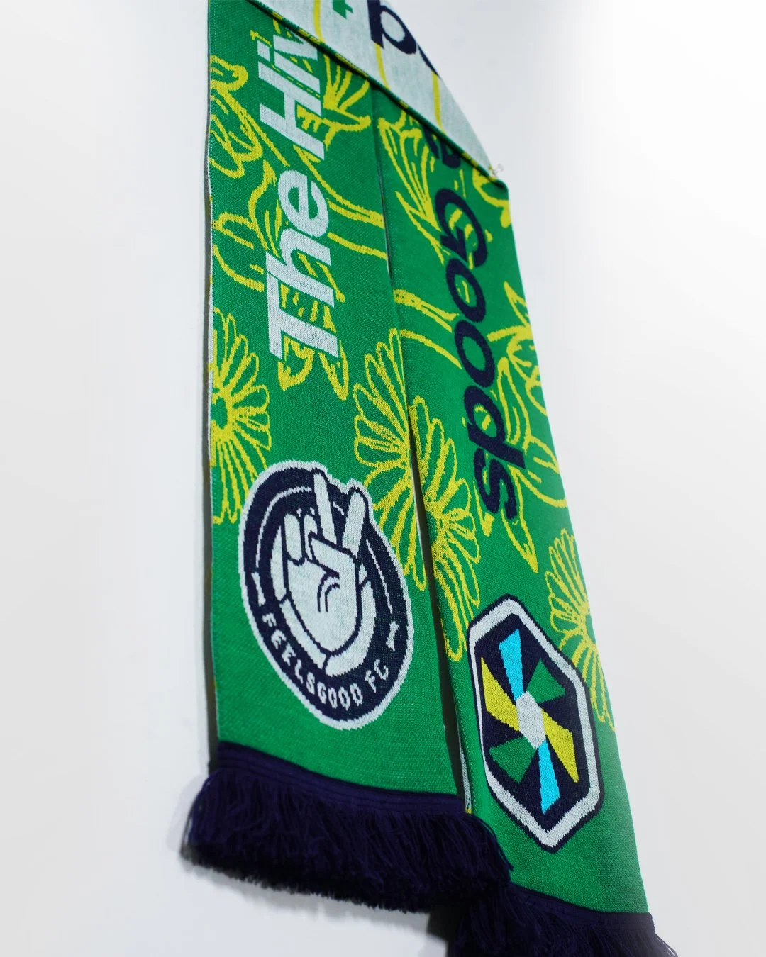 FGFCxHive_Scarf2.jpg