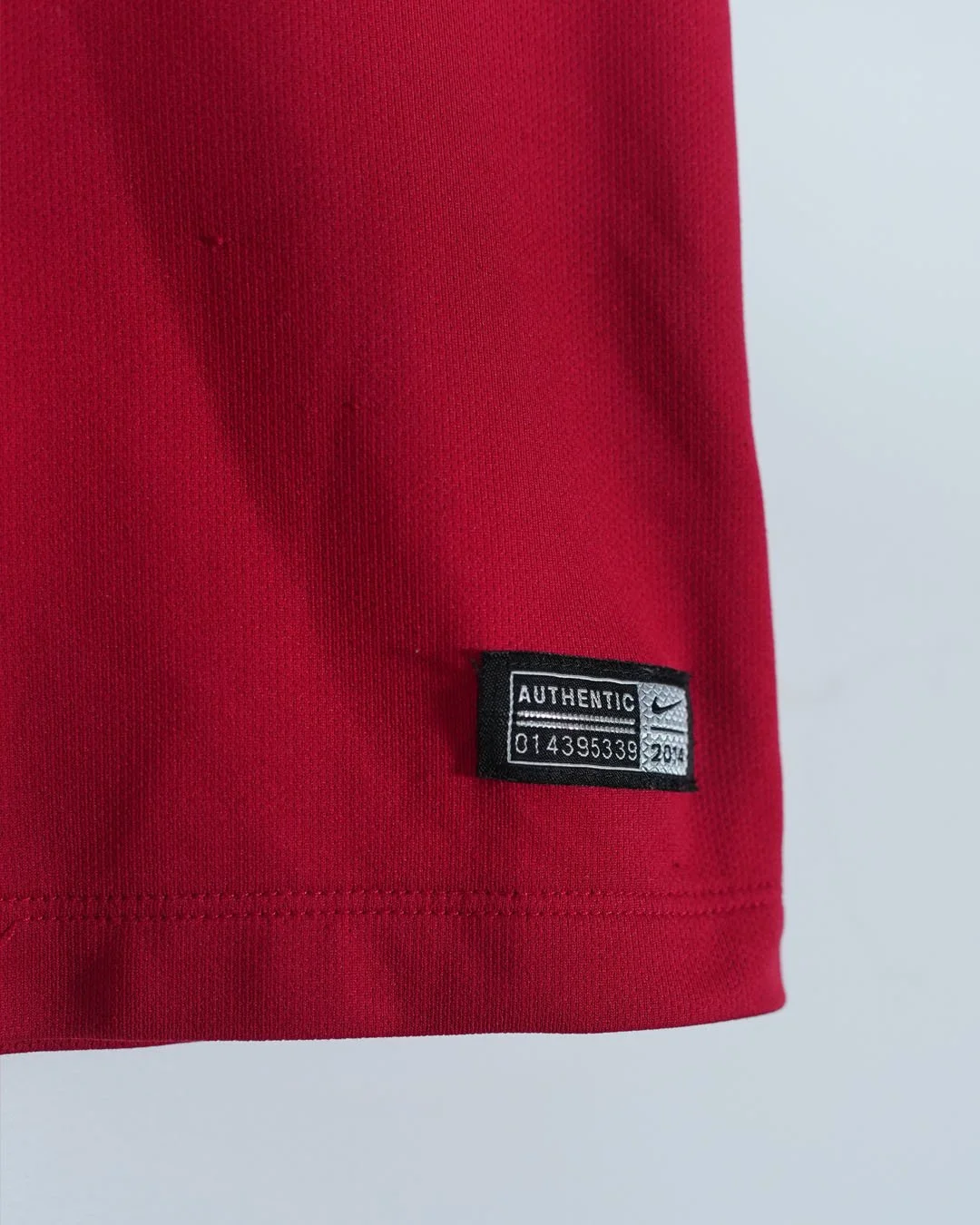 2014:15_ManUnited_Home_Authentic.jpg