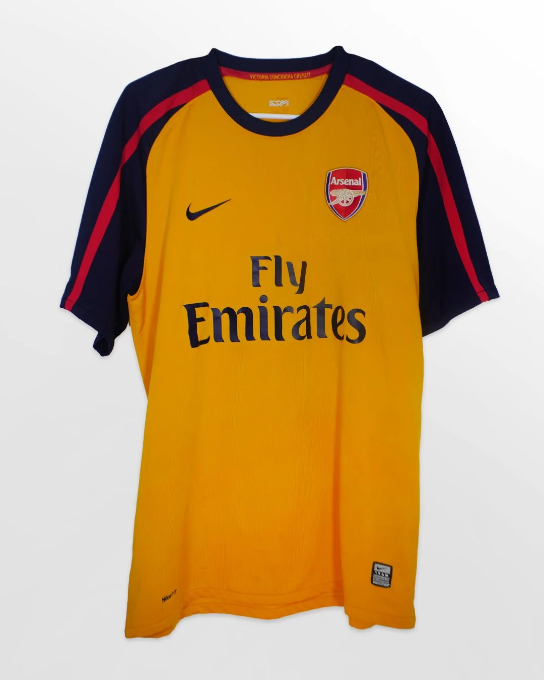 2008:09_Arsenal_Away_Front.jpg