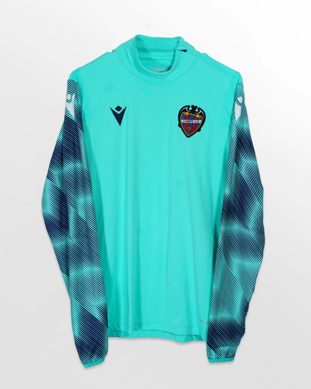 Levante_TrainingTop_Front.jpg