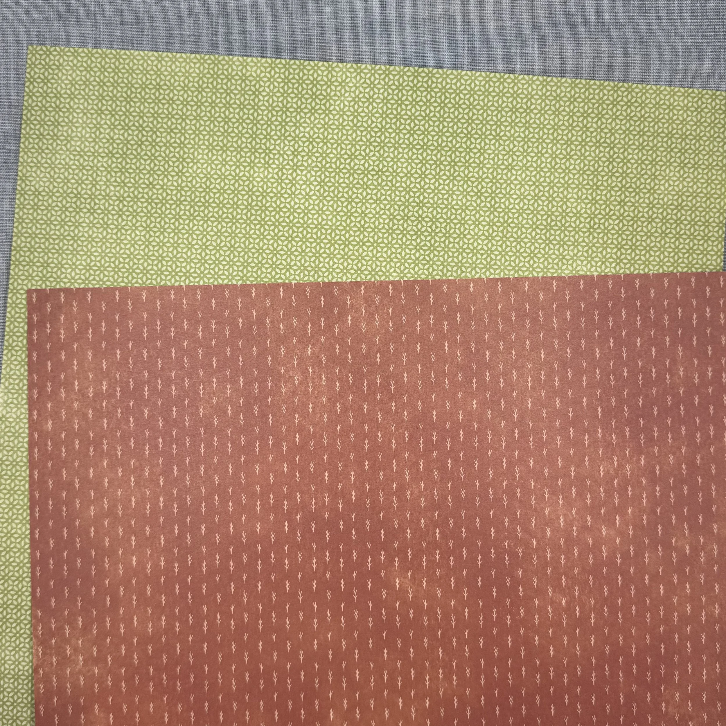 Green Daisy- Autumn to Remember