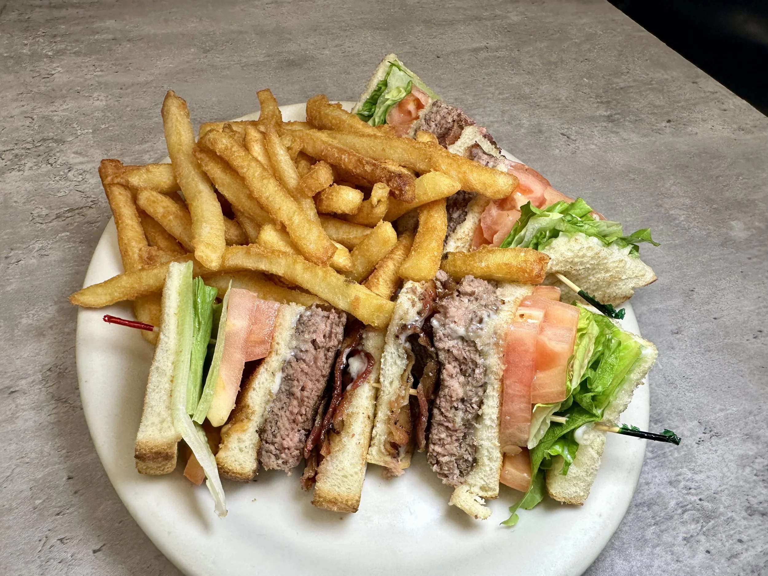 Hamburger Club.jpeg