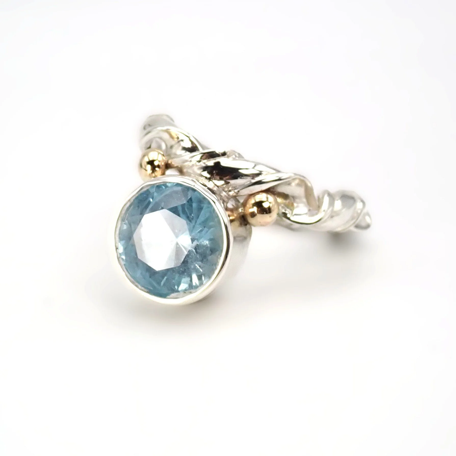 Aquamarine wave ring
