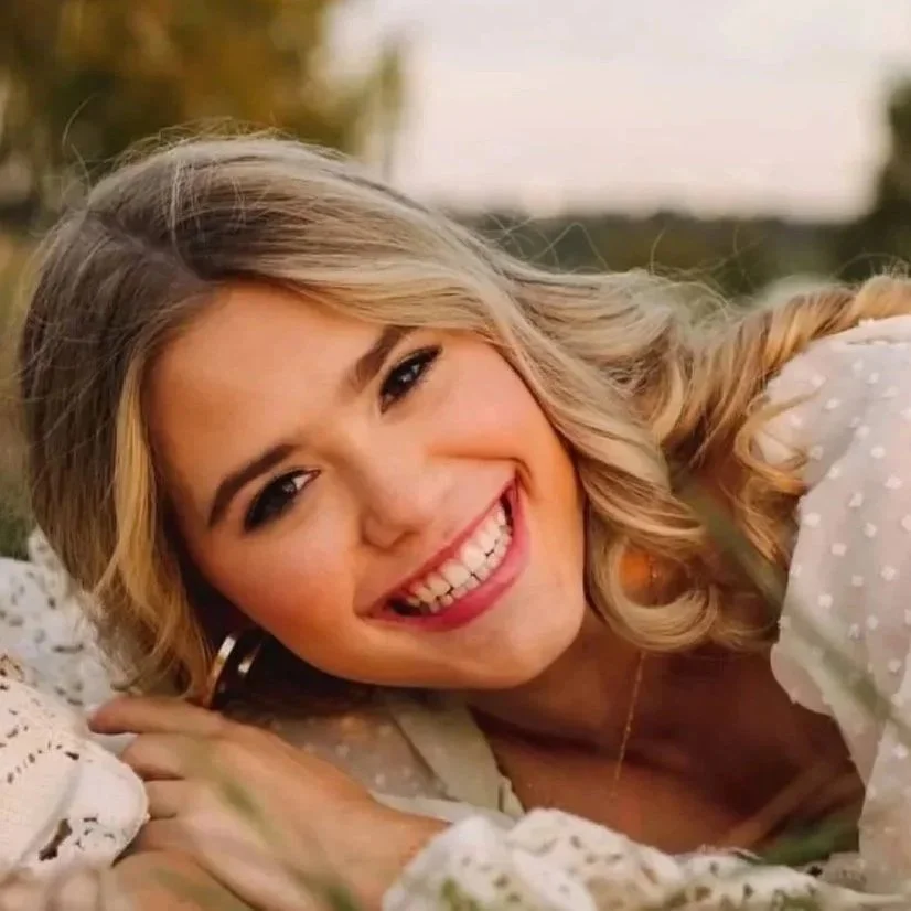 Cosmetic dentistry smile makeover in Plano — porcelain veneers, Invisalign®, and whitening at Willard Dental.