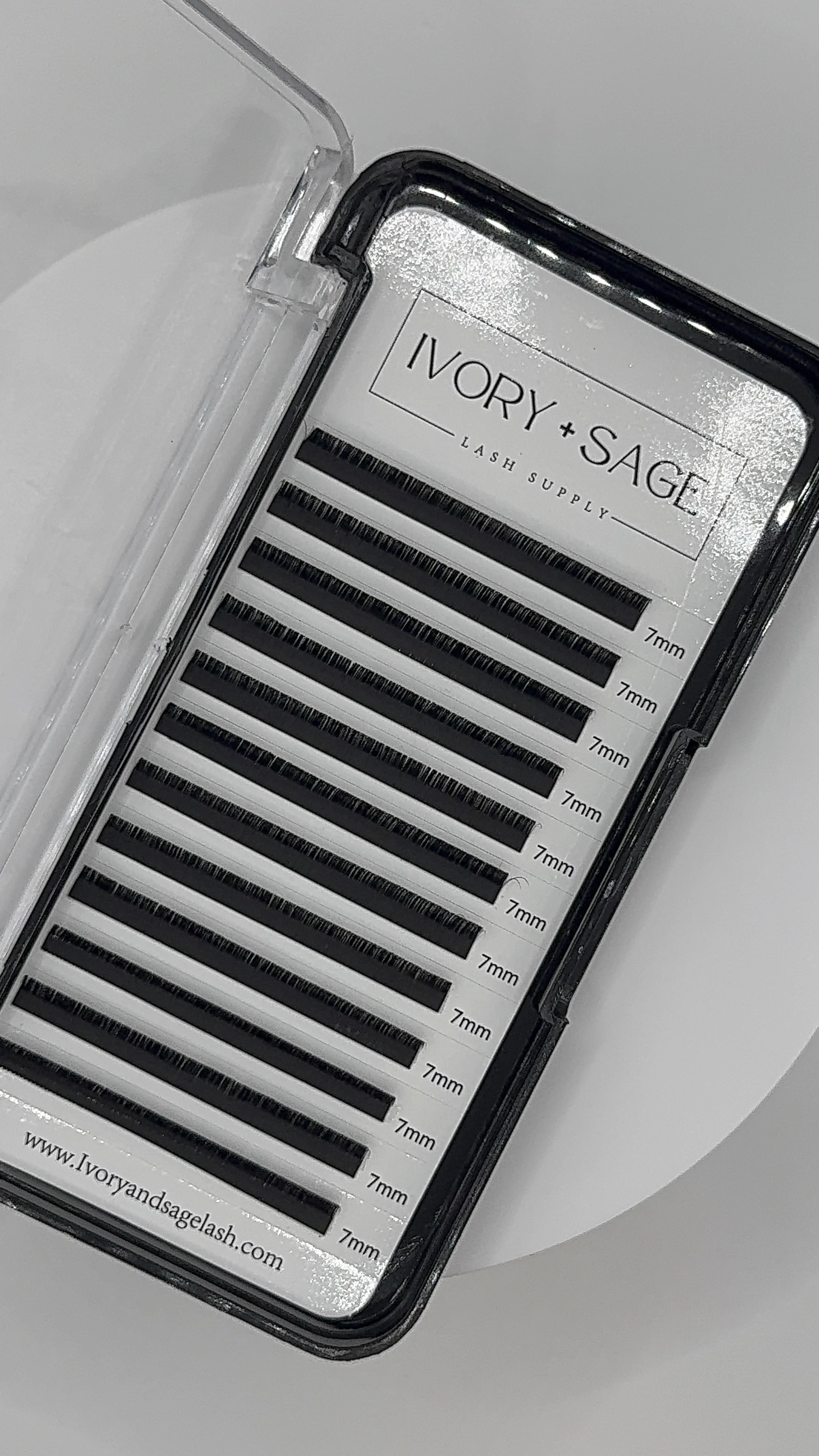 Cashmere .05 Volume Lash Trays