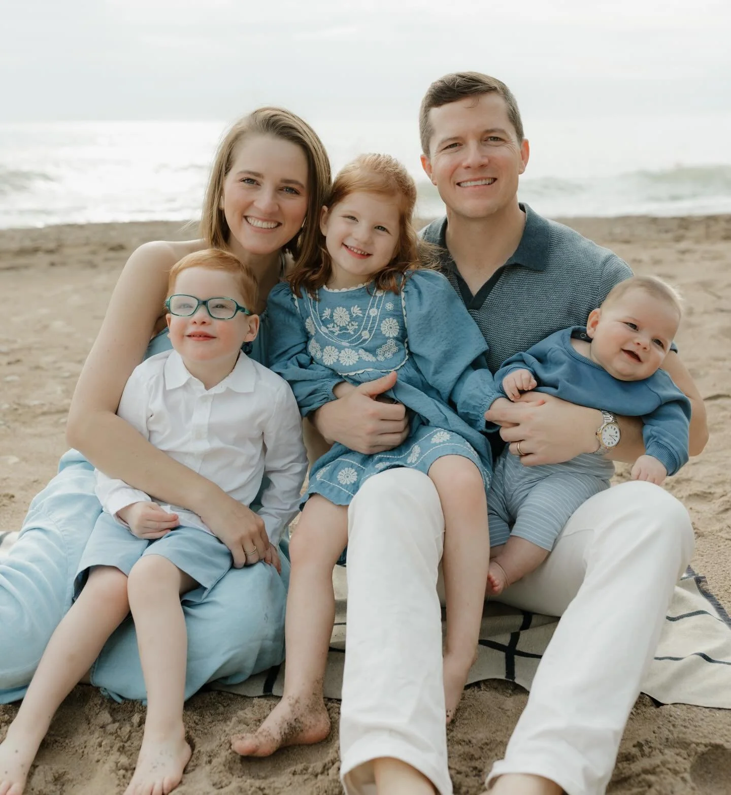 Merry Christmas and Happy Holidays! 

xox
Caroline