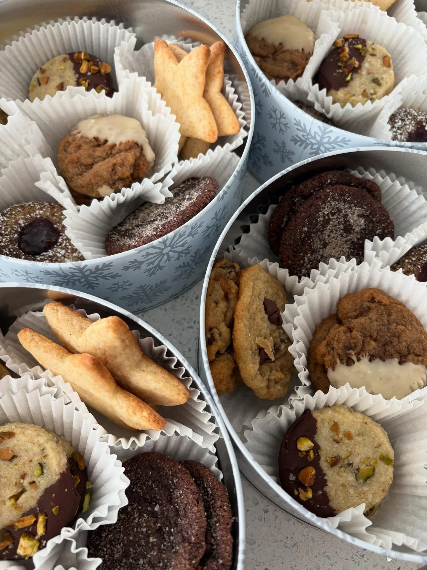 All the Christmas cookies &amp; treats I baked this month!

- Raspberry &amp; Apricot Thumbprints
- Spritz Cookies
- Tea Cakes (my great grandmother Elizabeth&rsquo;s recipe!)
- Triple Ginger Cookies with Rum Glaze
- Chocolate Cardamom Cookies 
- M&a