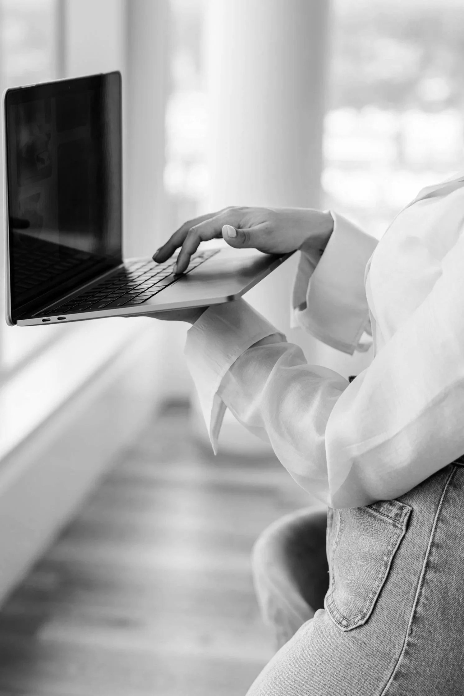 Client filling out a Jordan Paul Co Referral Program form