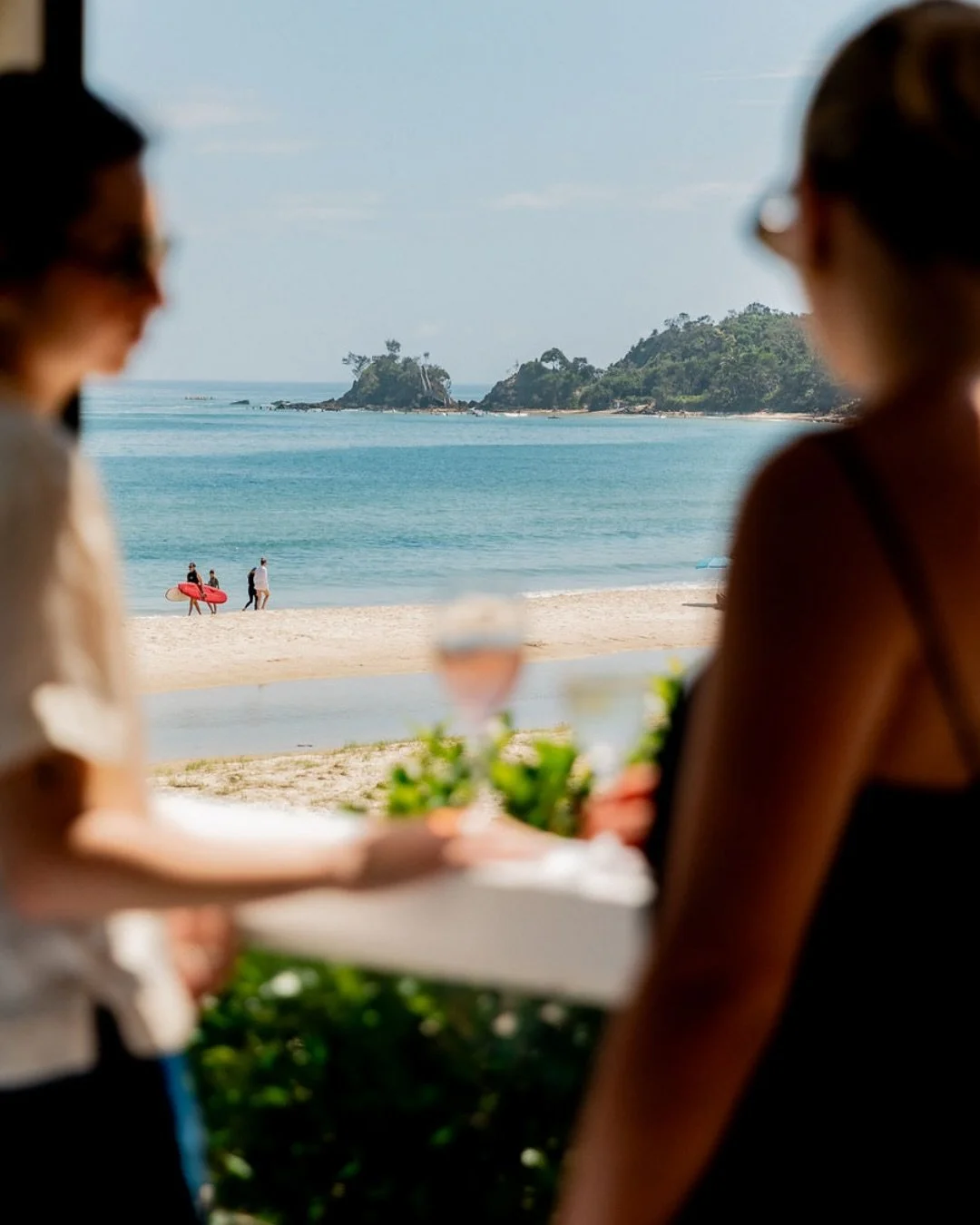 A good bottle tastes even better by the shoreline.

Our wine list, carefully curated with an eye for quality, brings together Australian standouts and international favourites made for warm days and slow sips.

Reserve your table by the sea.