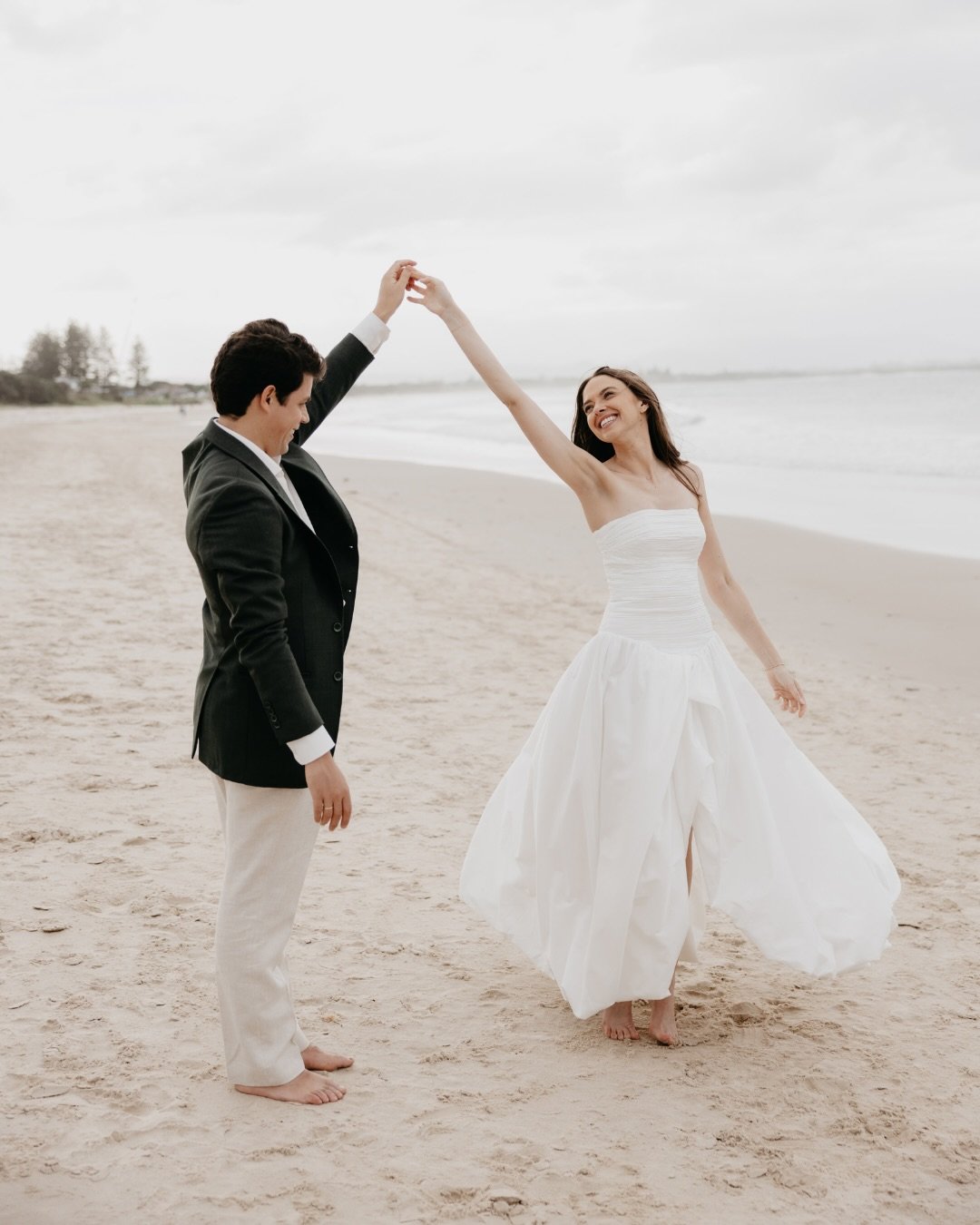 Ocean views, long tables, and a celebration that carries from afternoon into evening.

For weddings held in June or July 2027, we&rsquo;re including a complimentary styling package valued at over $3,000, featuring florals by @thefrenchpetal and custo